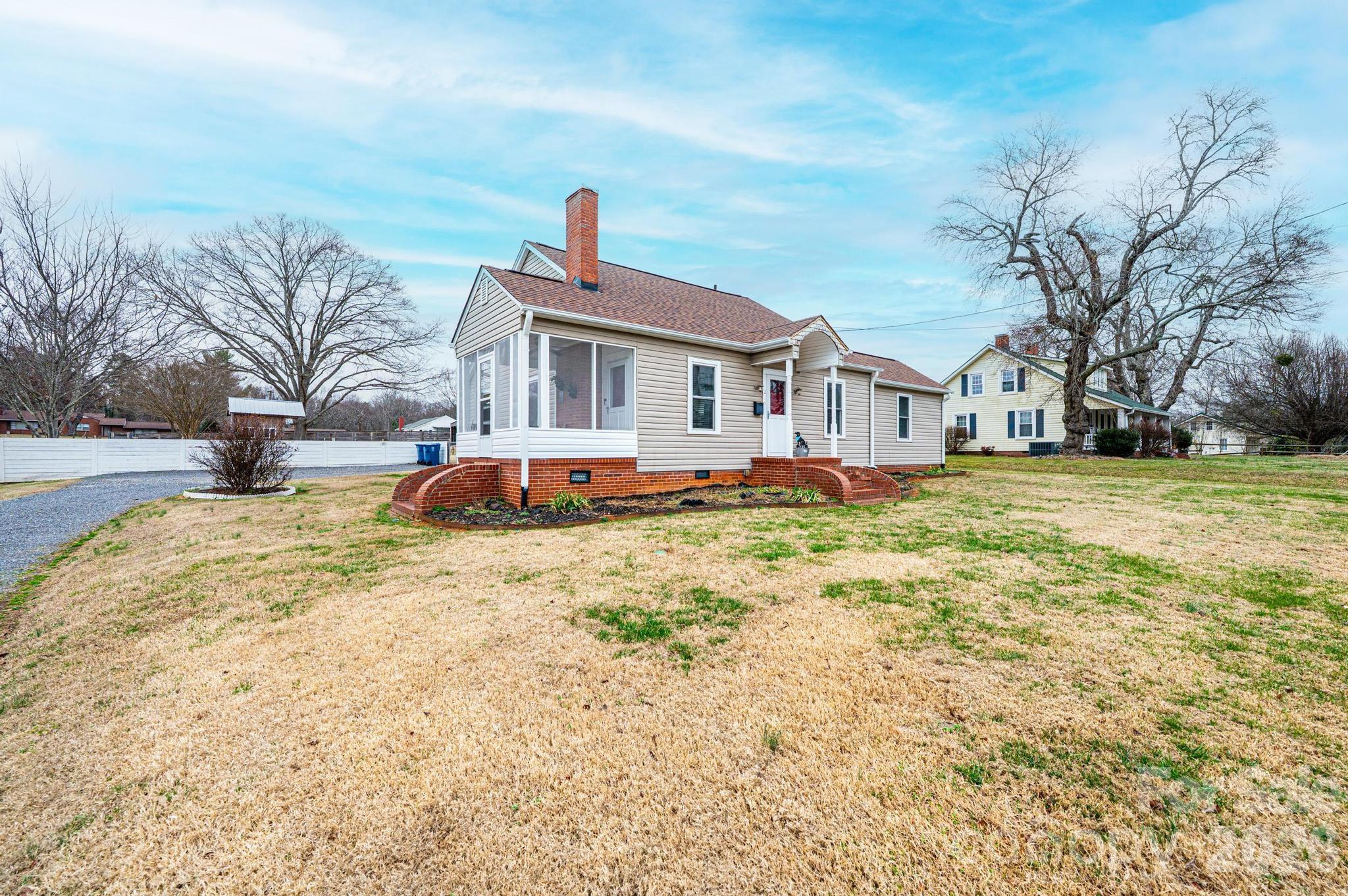 235 Spring Street — Mocksville