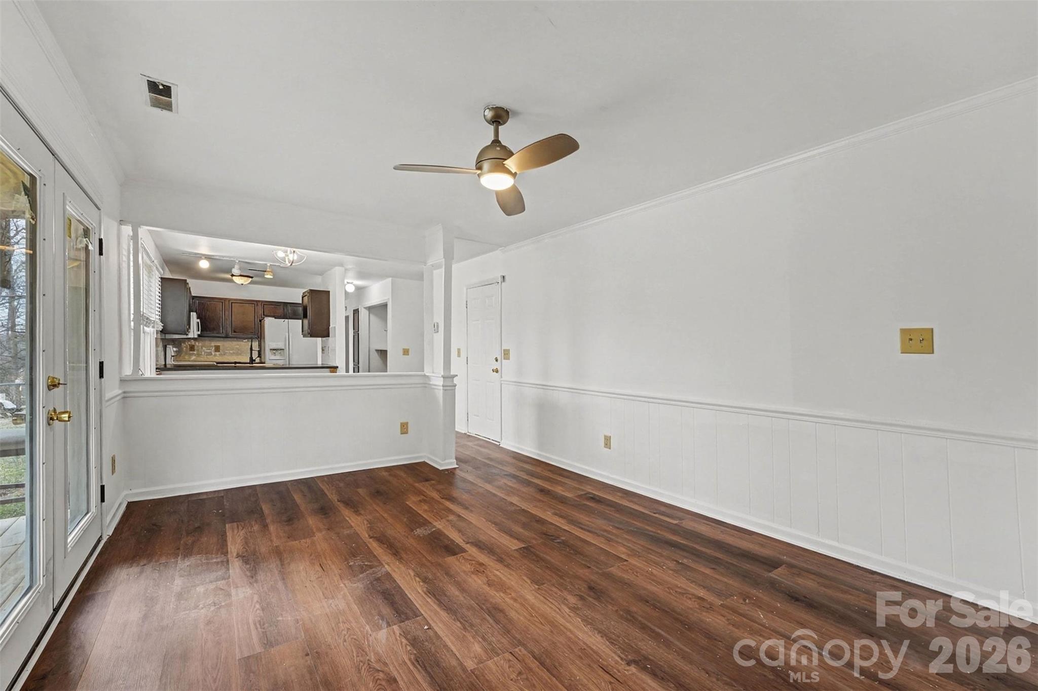 5609 Beaconsfield Road — Charlotte