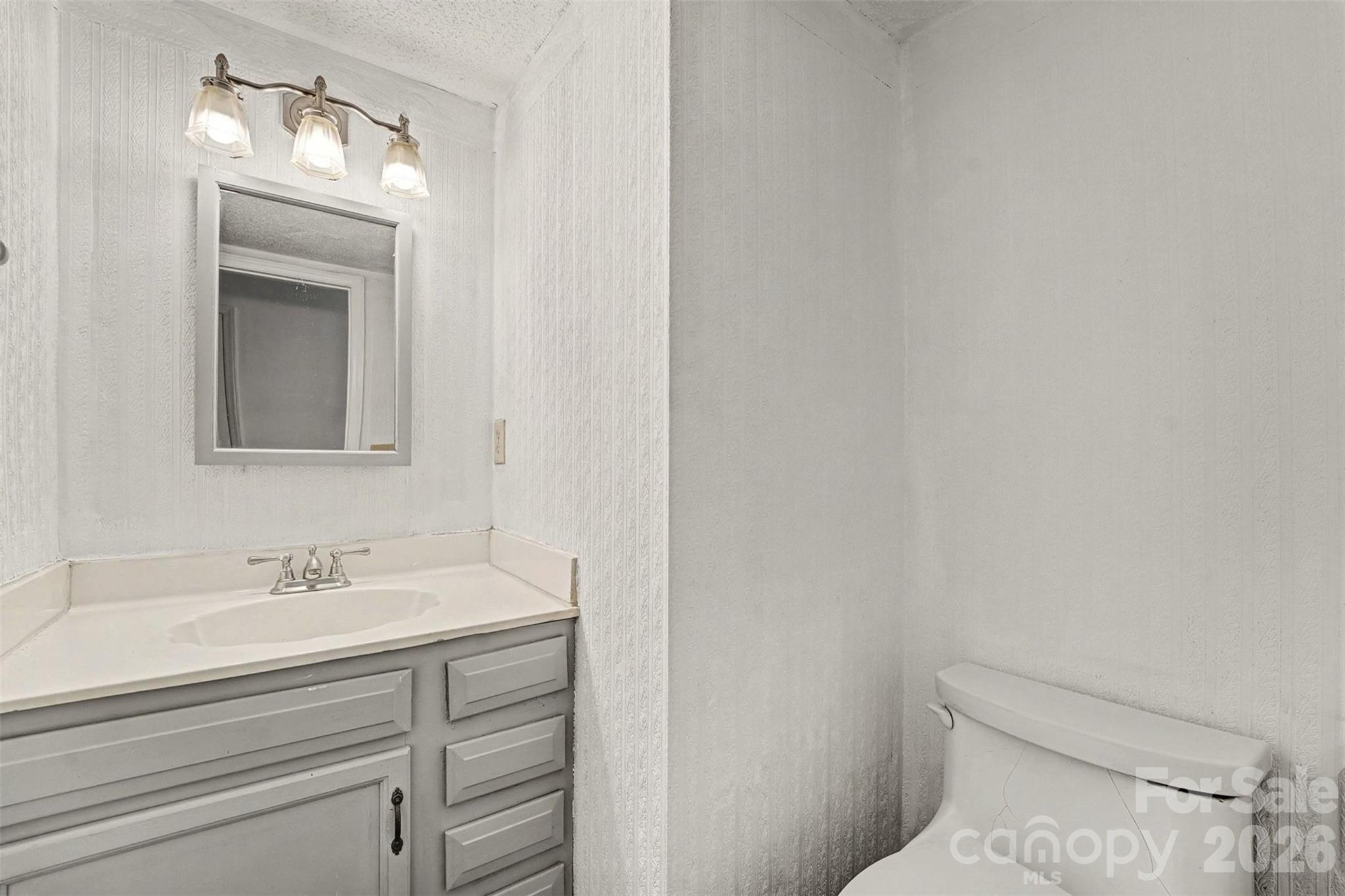 5609 Beaconsfield Road — Charlotte