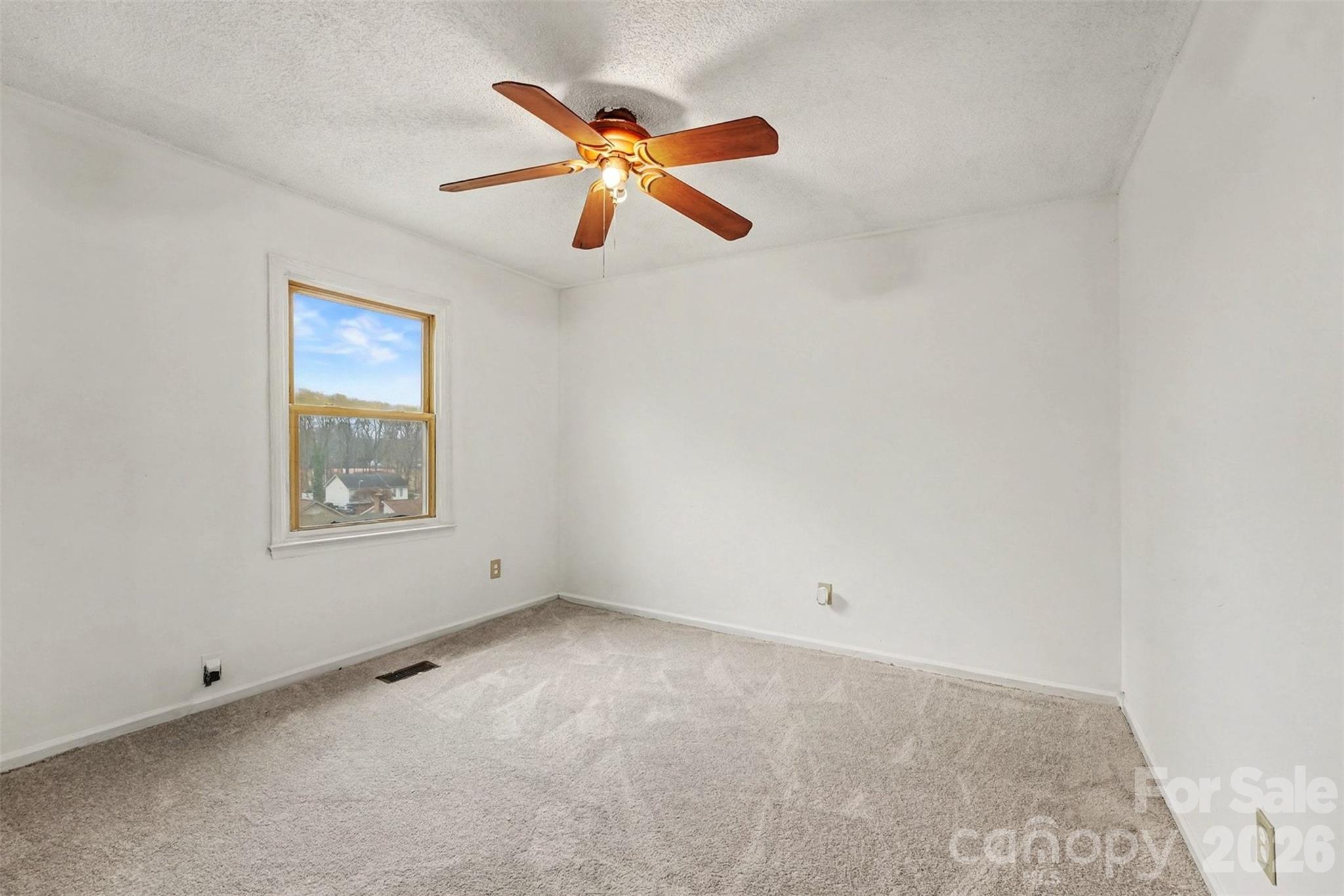 5609 Beaconsfield Road — Charlotte