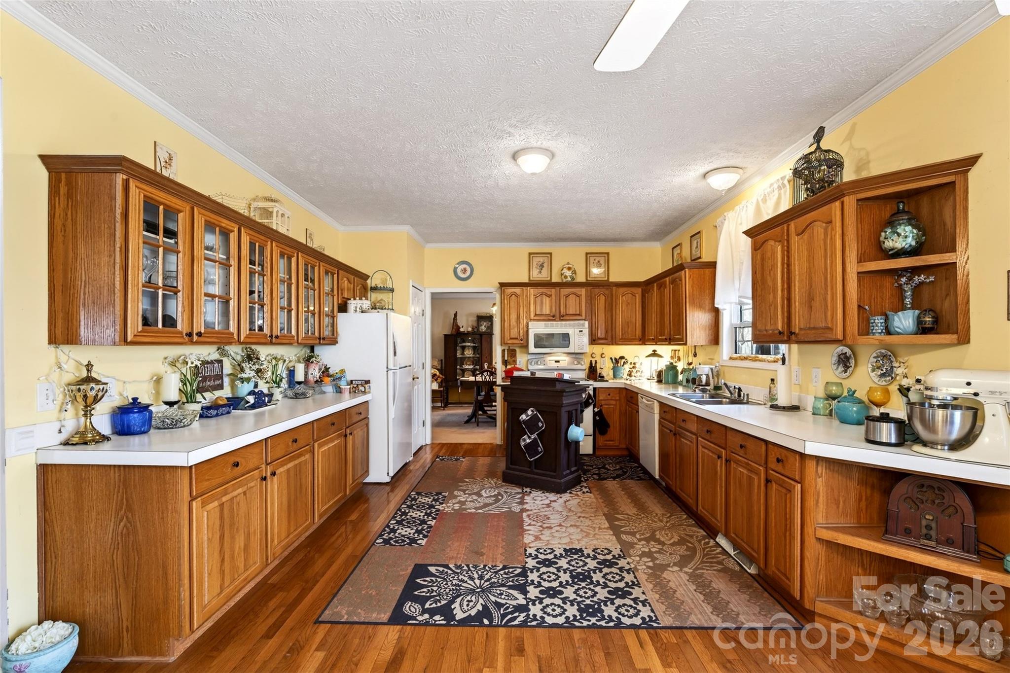 1146 Landrum Road — Columbus