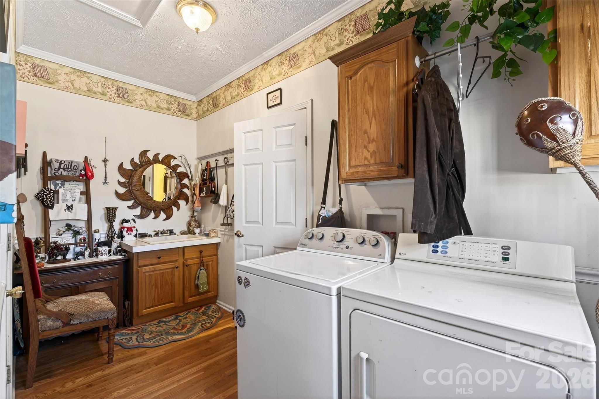 1146 Landrum Road — Columbus