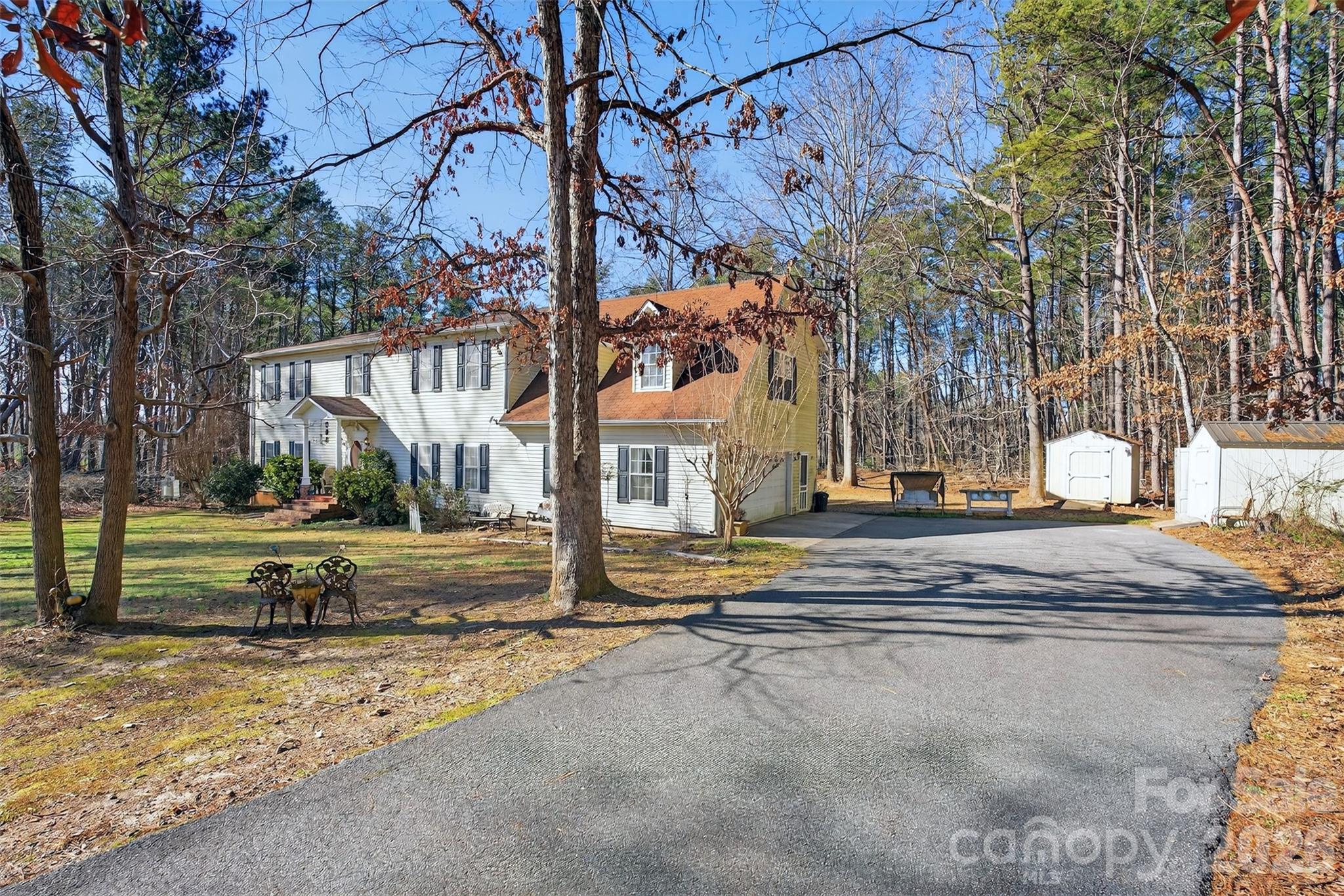 1146 Landrum Road — Columbus