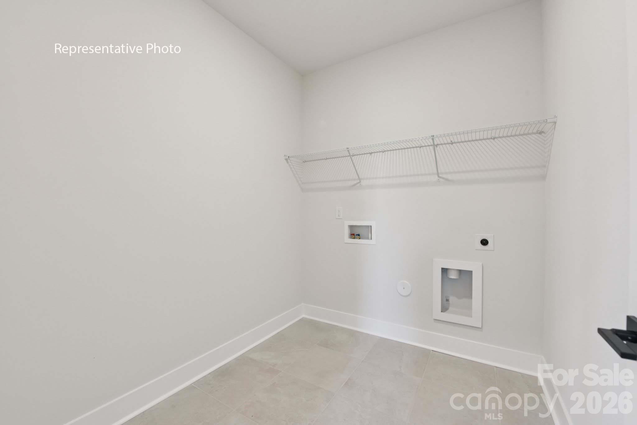 2219 Keppel Court — York