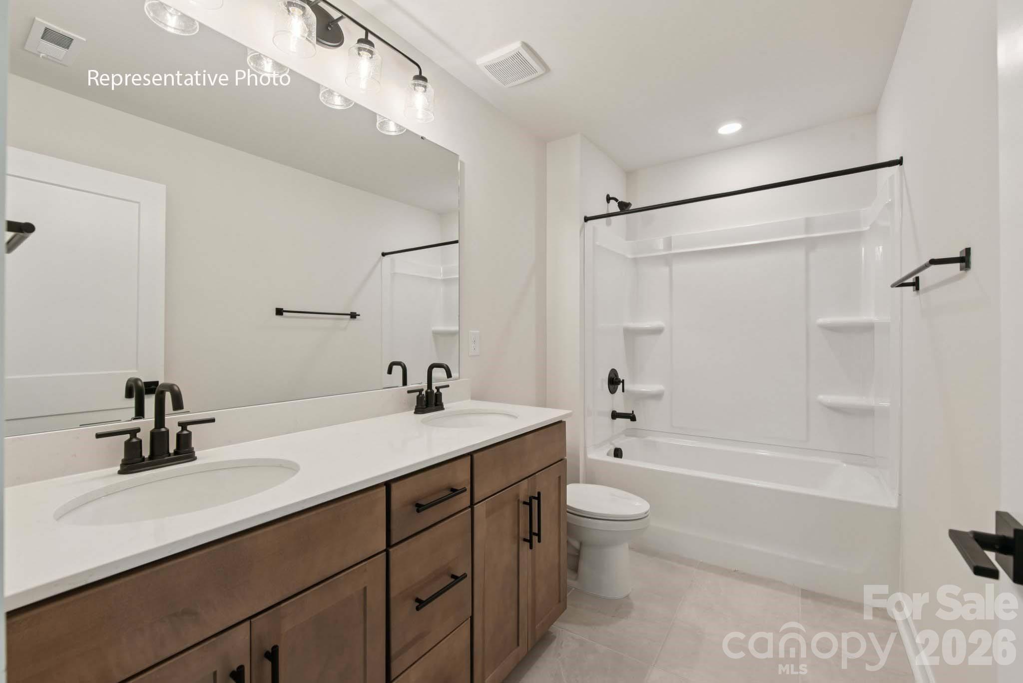 2219 Keppel Court — York