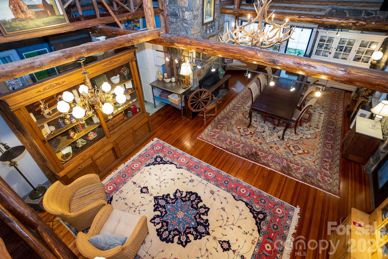 15 Chestnut Street — Tryon