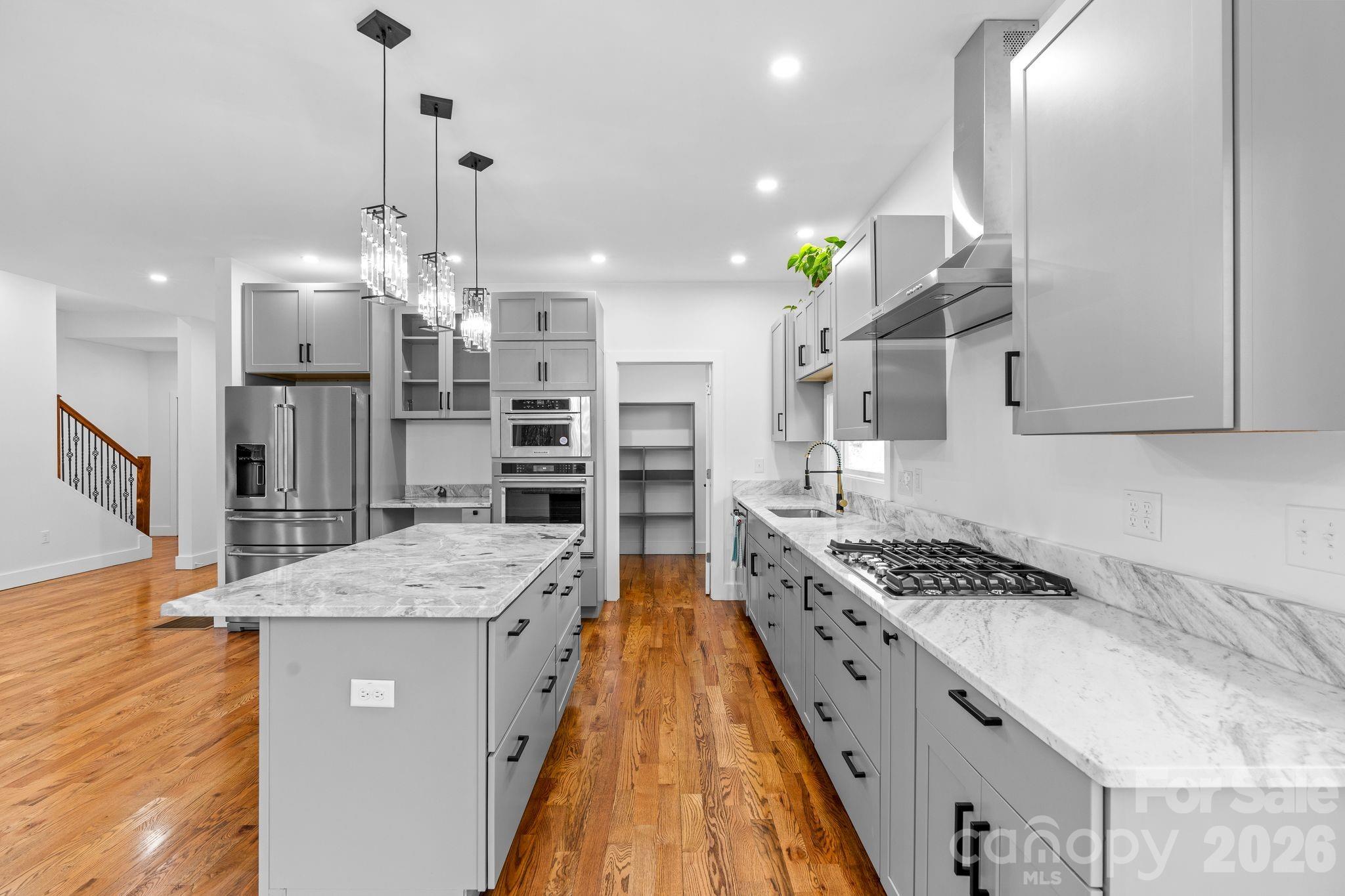 115 Nader Avenue — Weaverville