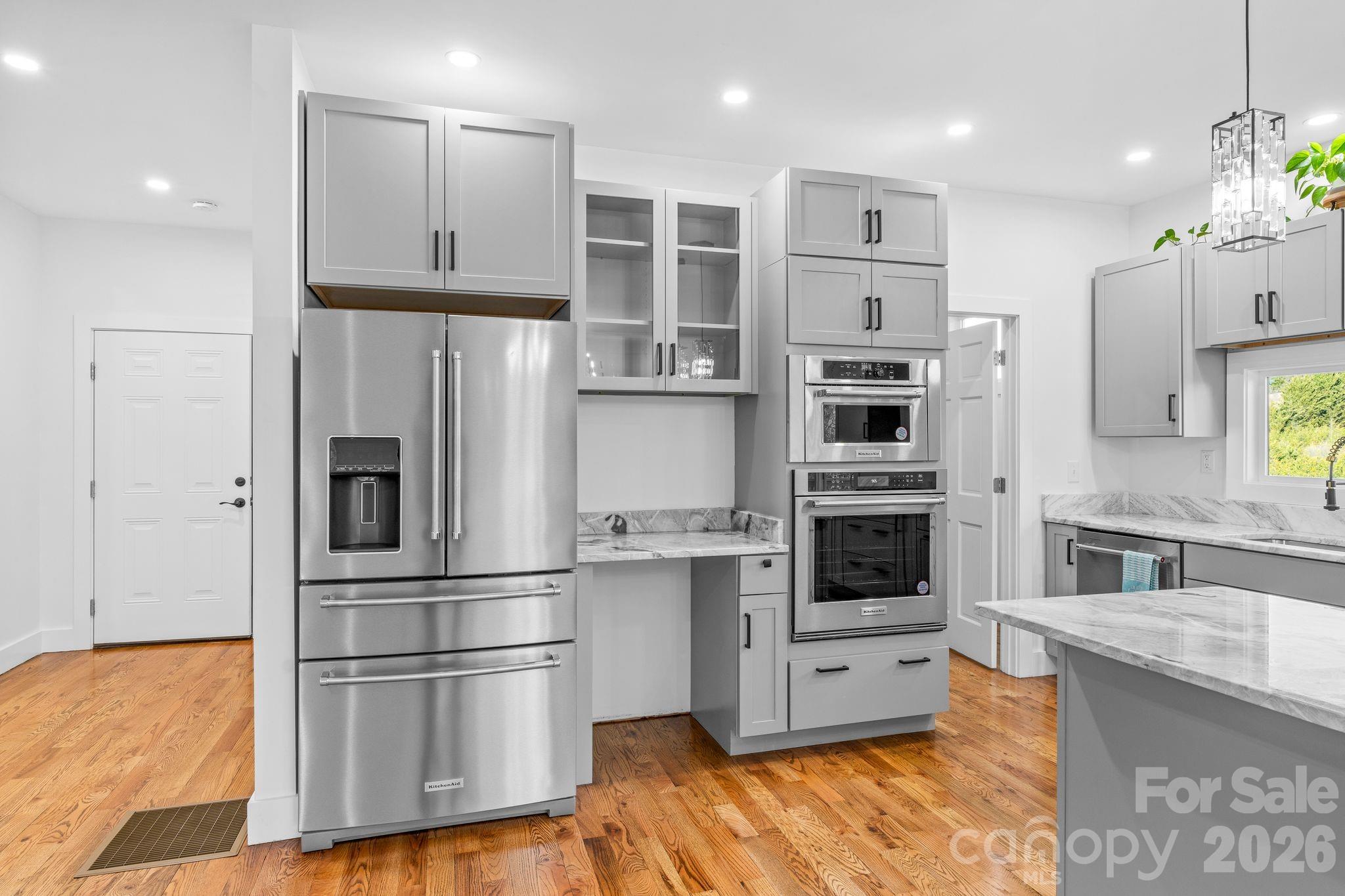 115 Nader Avenue — Weaverville