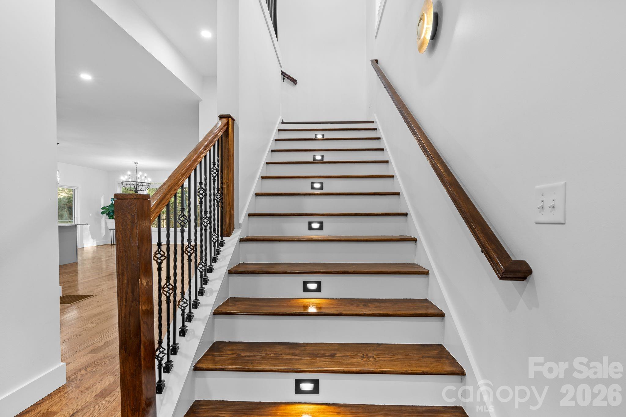 115 Nader Avenue — Weaverville