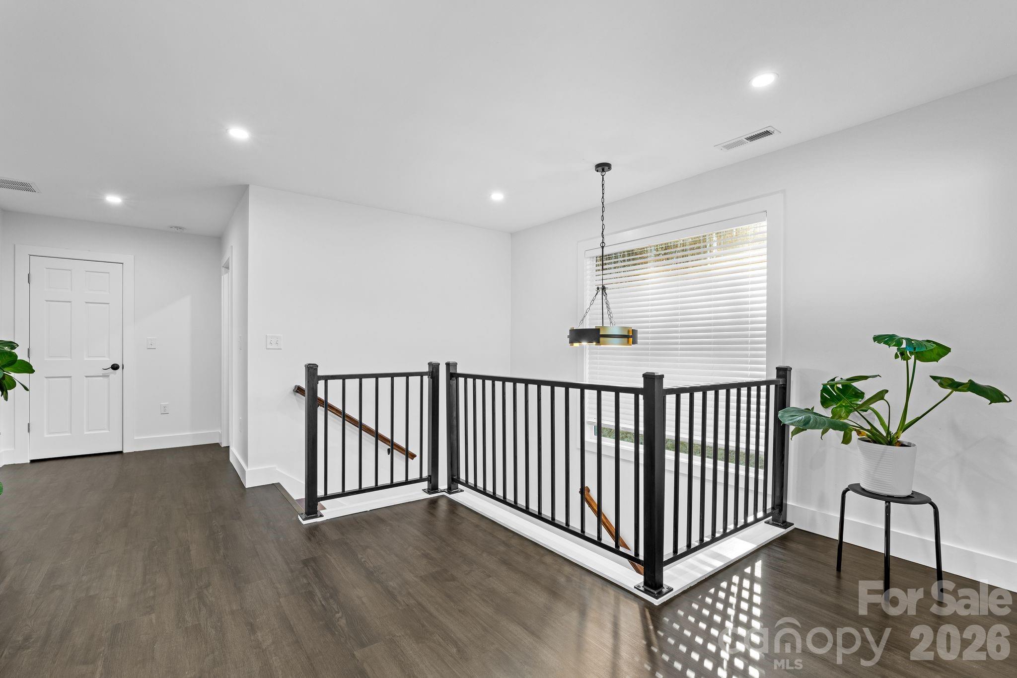 115 Nader Avenue — Weaverville