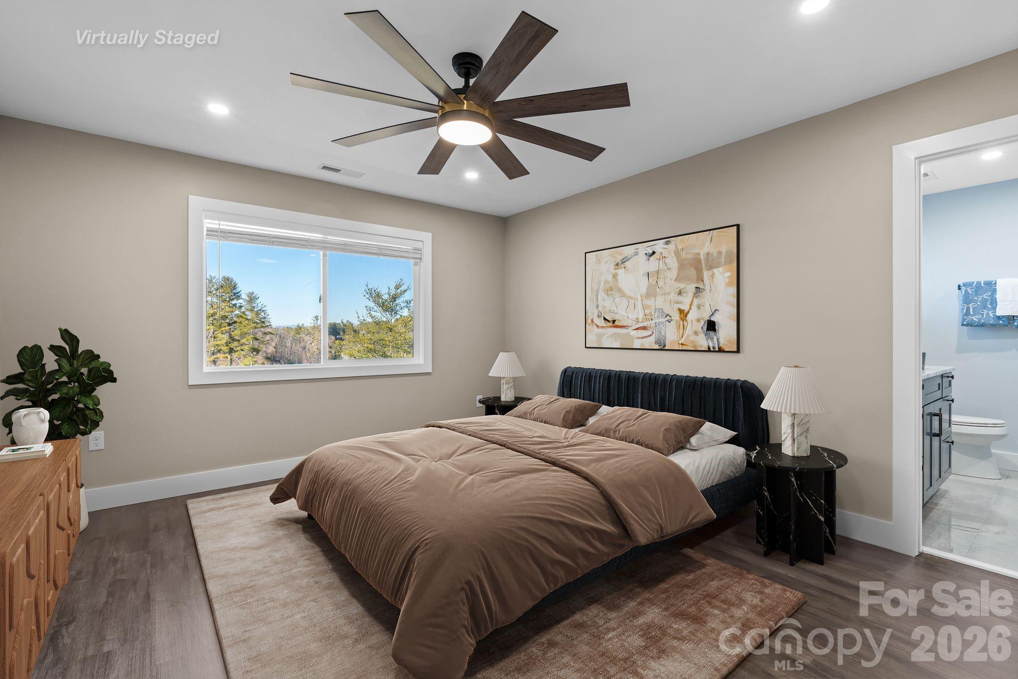 115 Nader Avenue — Weaverville