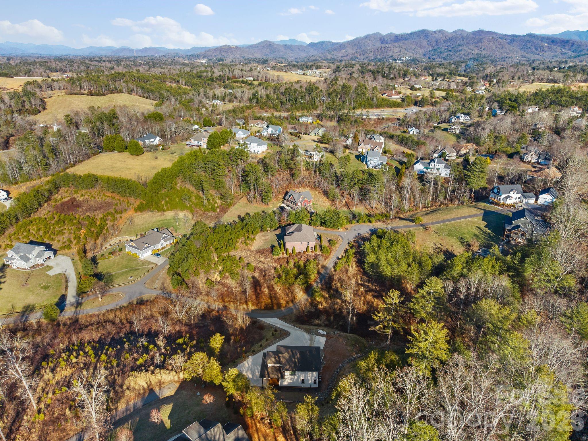 115 Nader Avenue — Weaverville