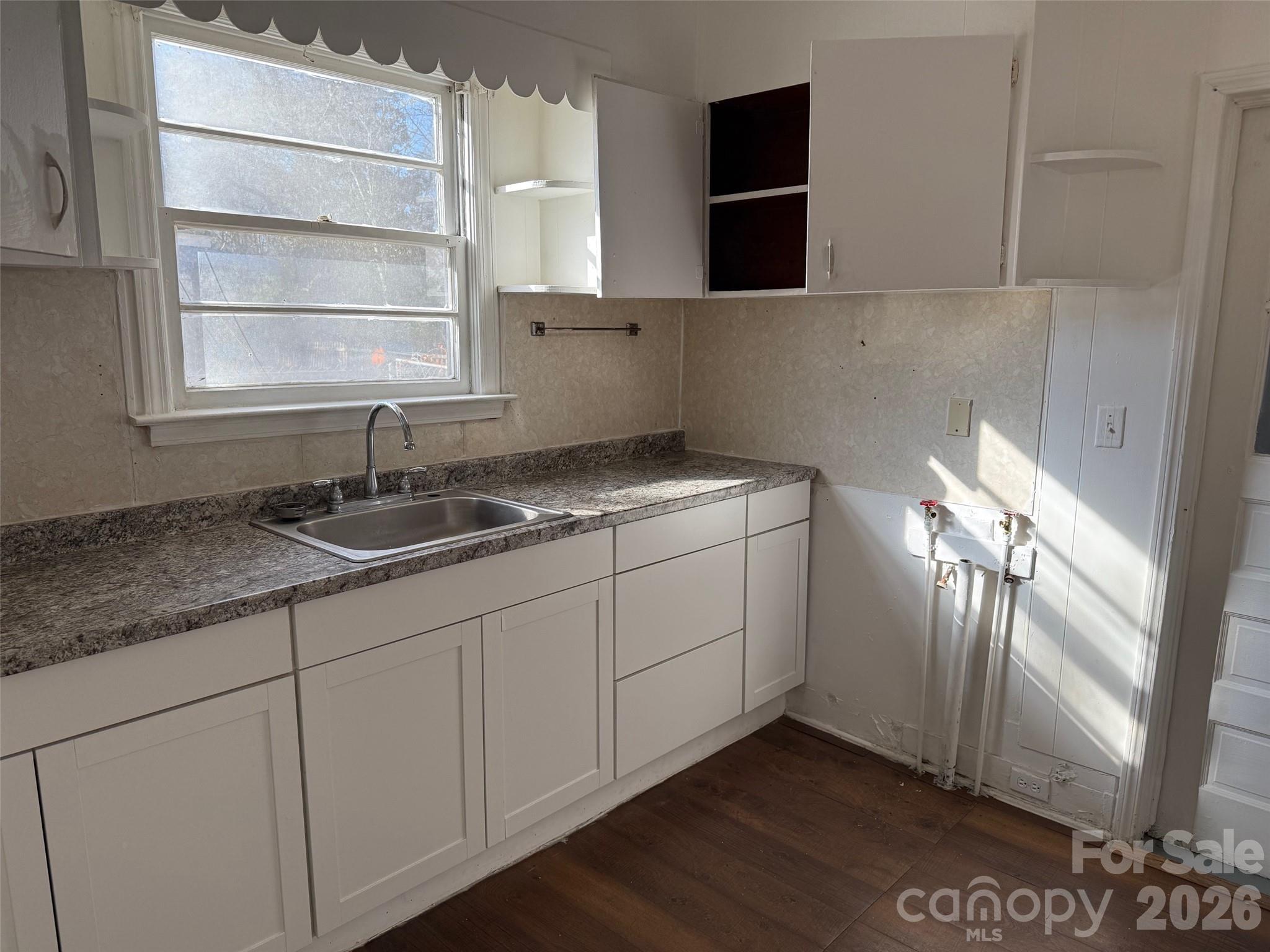 113 W 1st Street — Kershaw