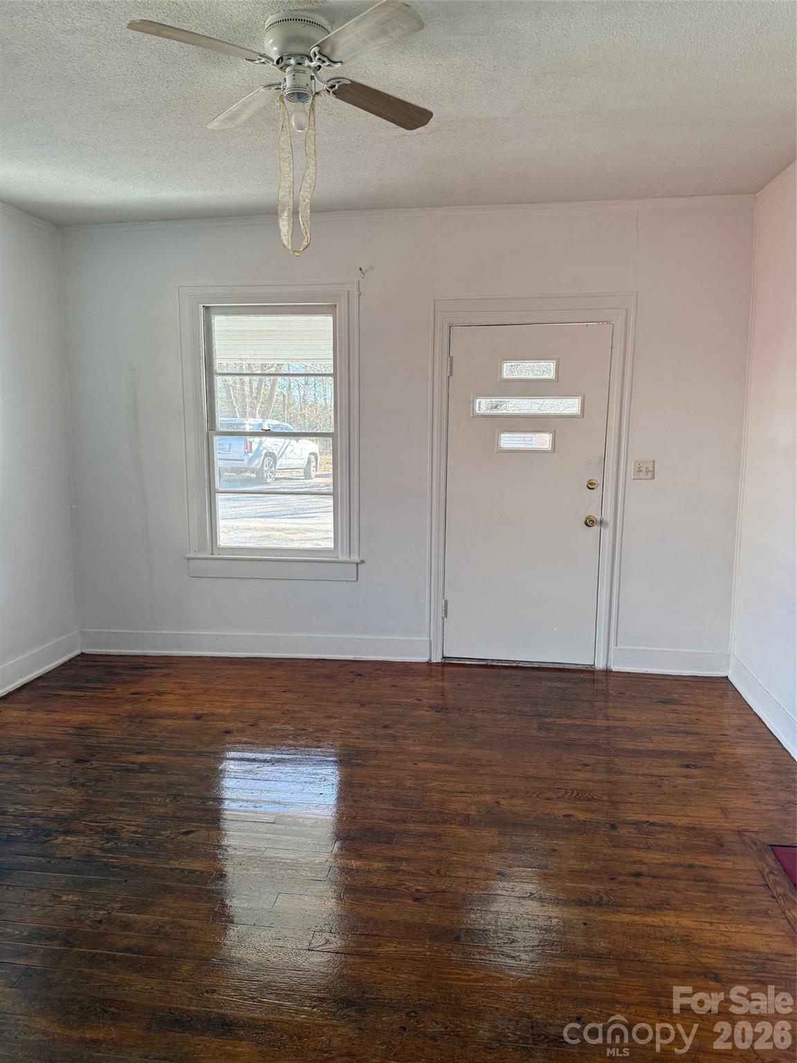 113 W 1st Street — Kershaw