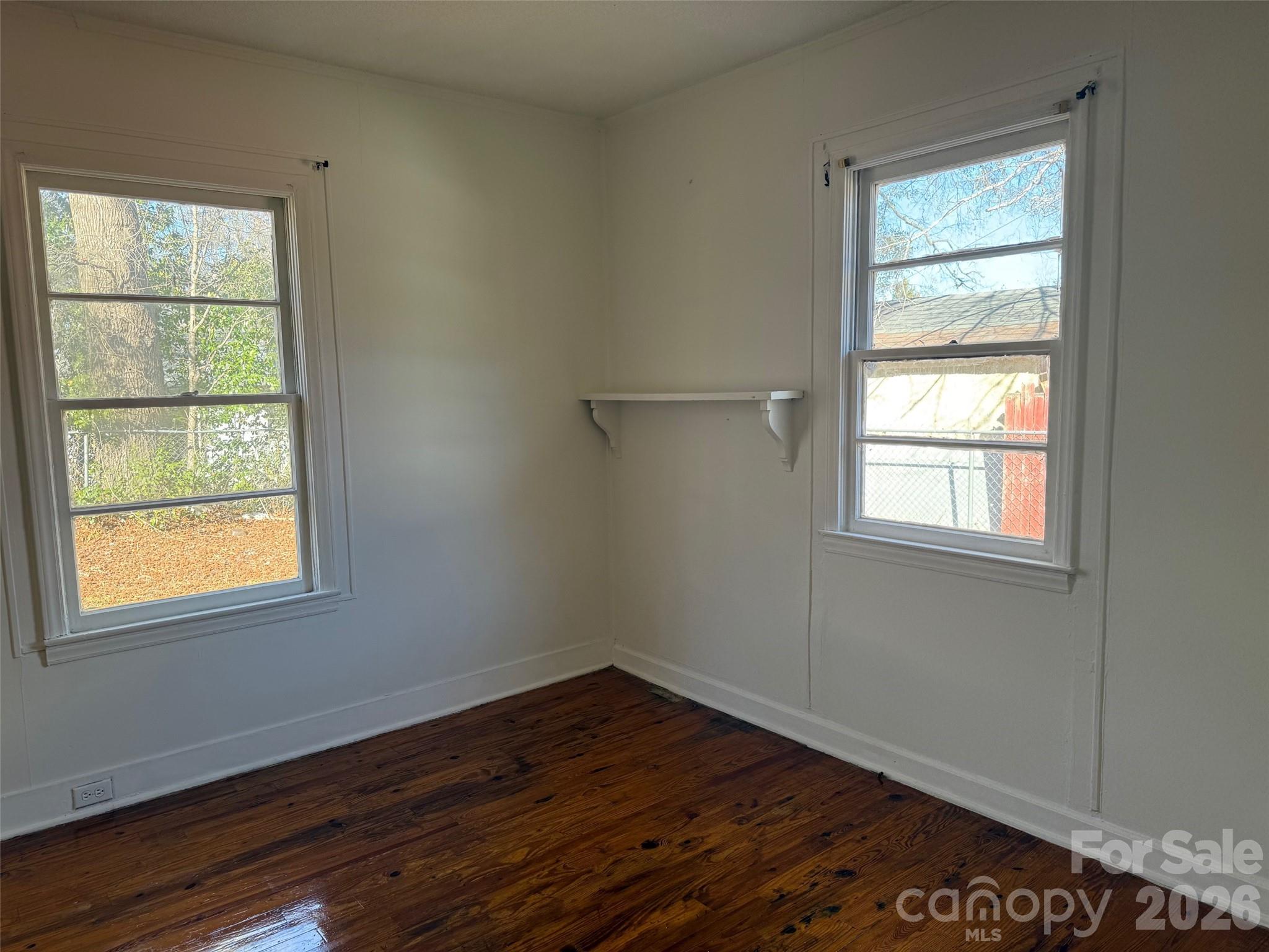 113 W 1st Street — Kershaw