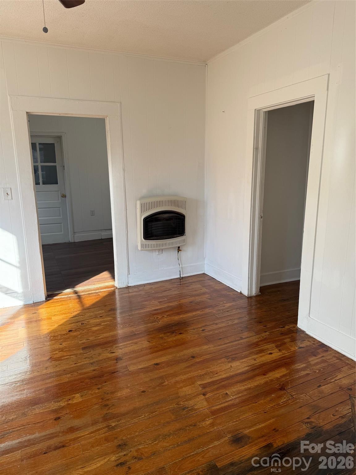 113 W 1st Street — Kershaw