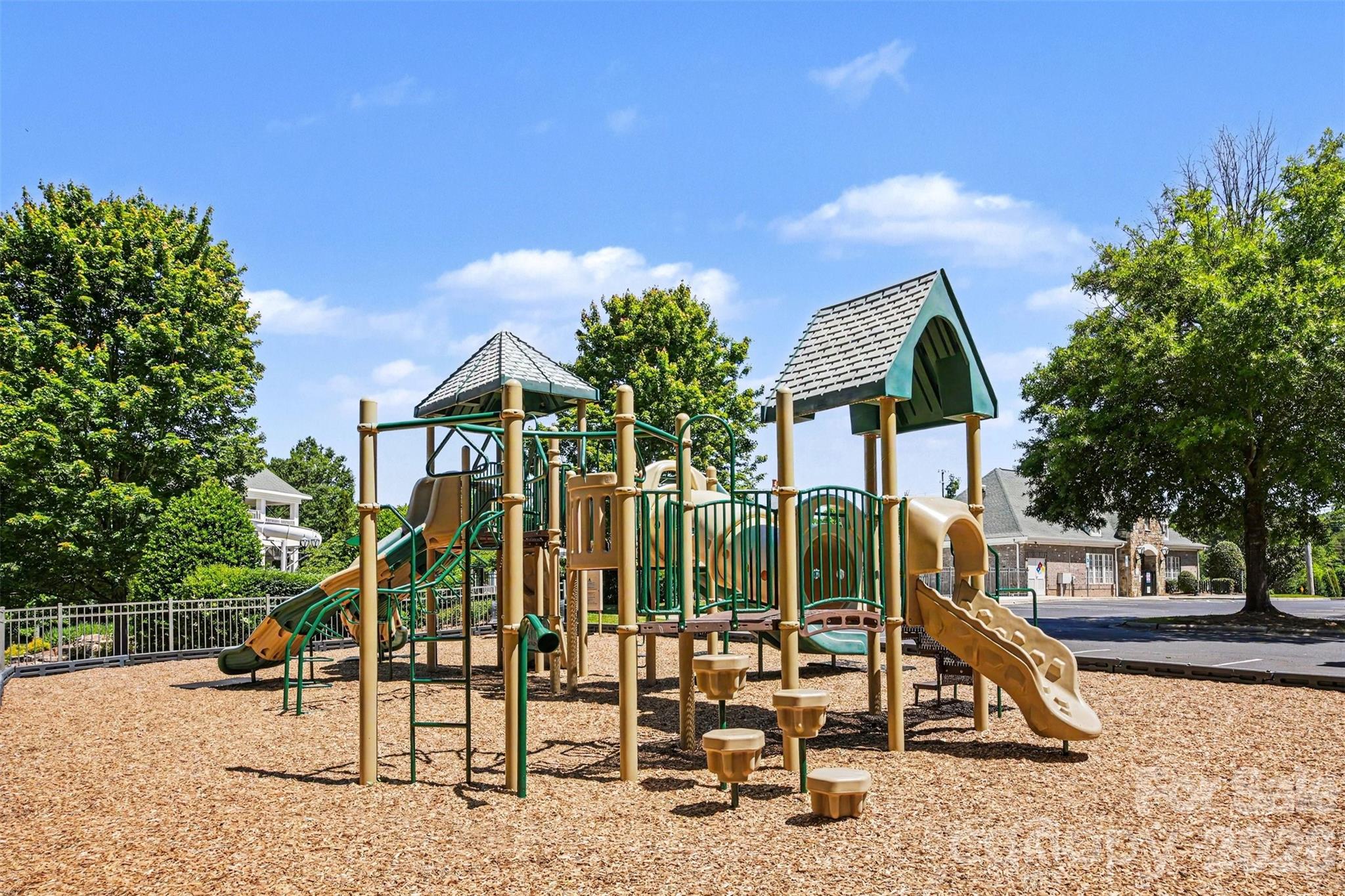 3108 Bidwell Avenue — Waxhaw