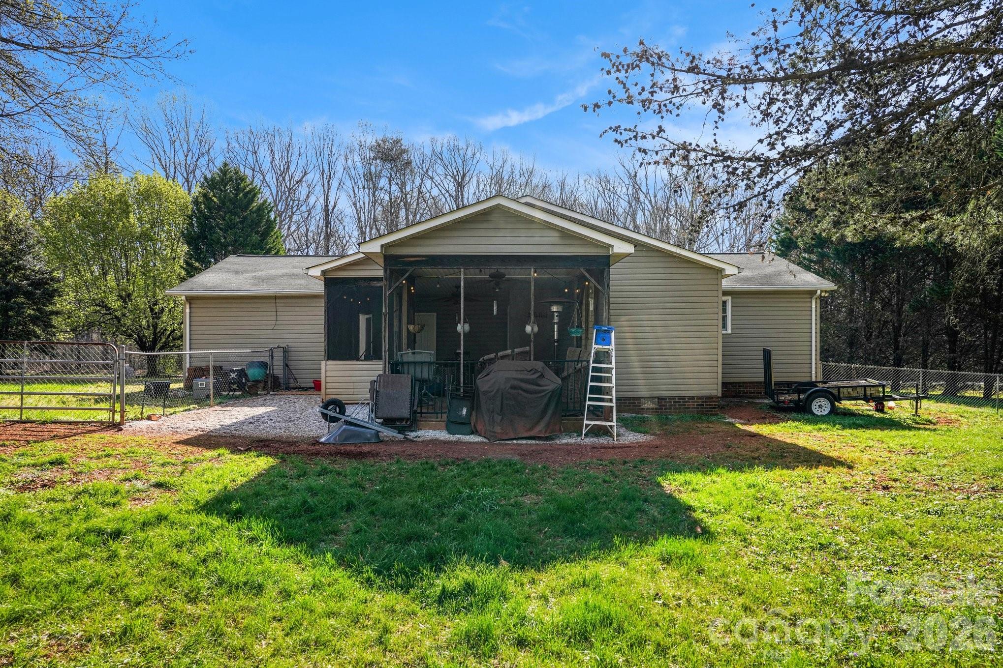 2040 Providence Church Road — Salisbury