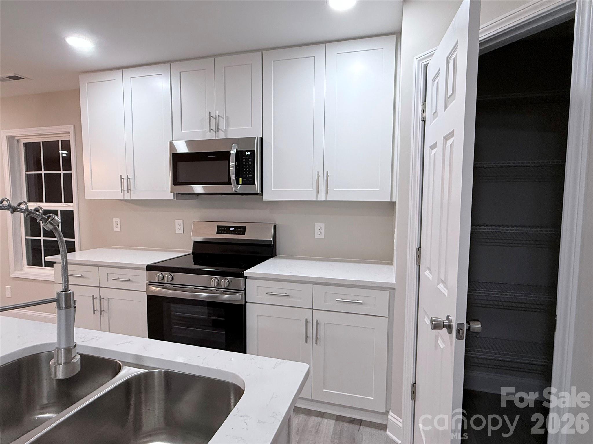 124 Peace Lane — Mooresville