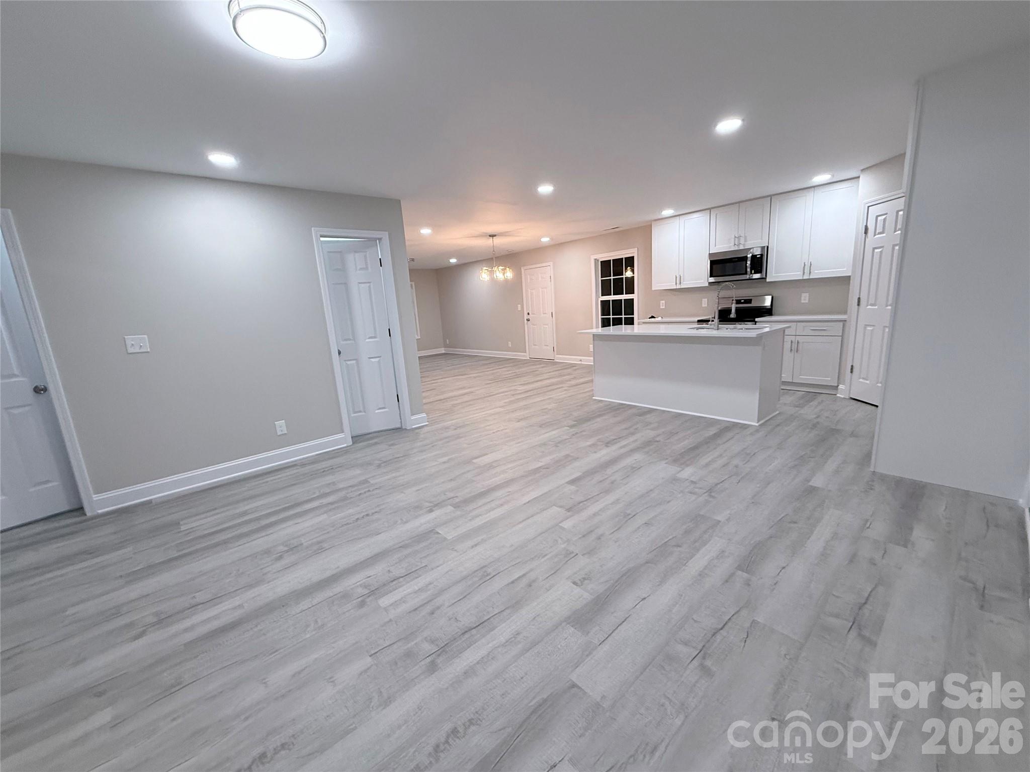 124 Peace Lane — Mooresville