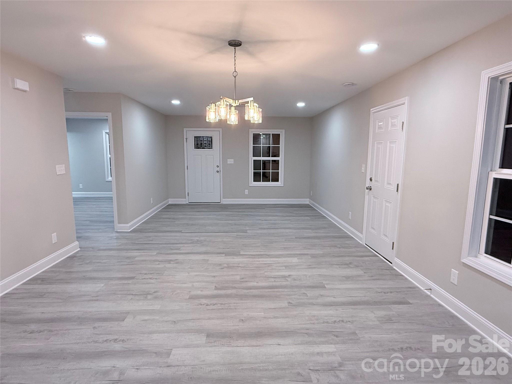 124 Peace Lane — Mooresville