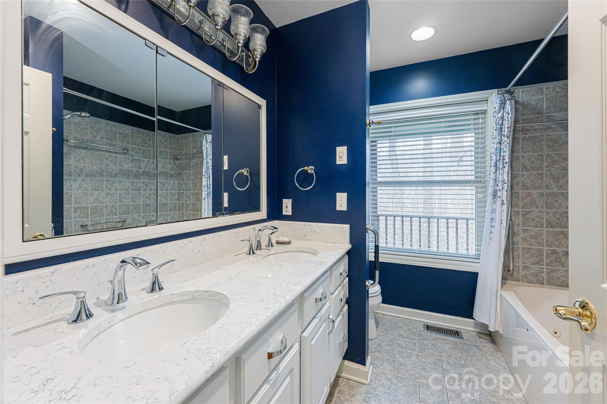 31 Timber Park Drive — Black Mountain