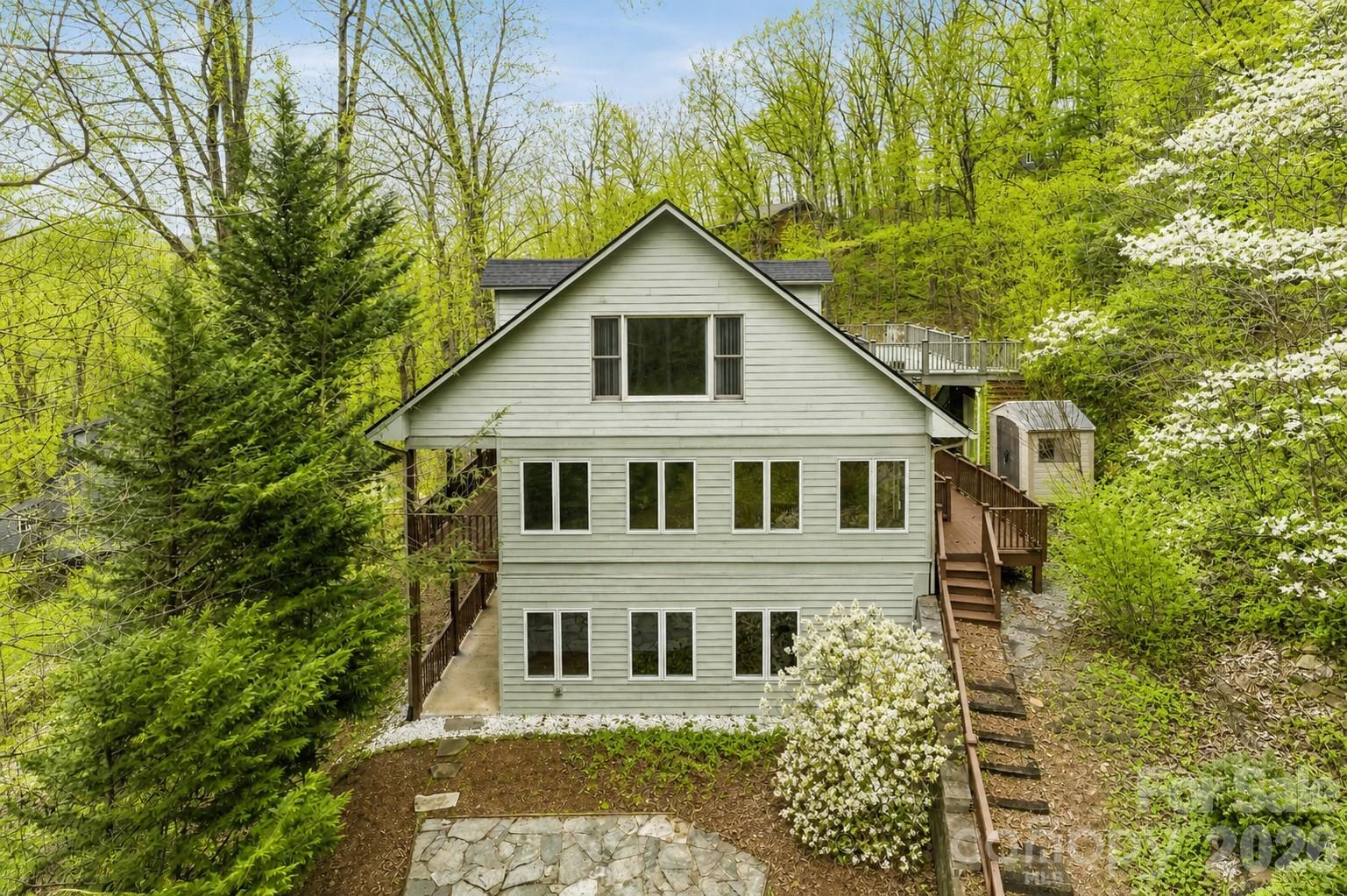 31 Timber Park Drive — Black Mountain