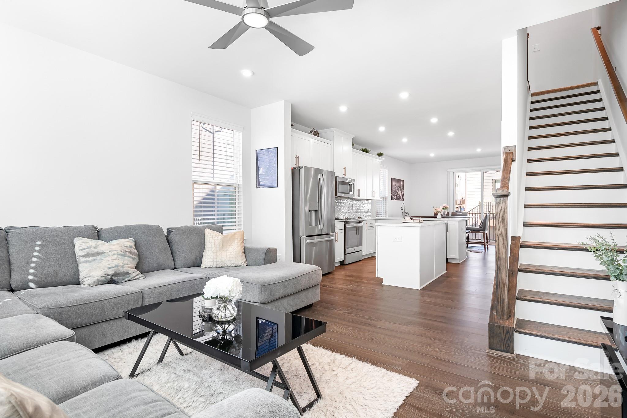 1226 Gleason Way — Charlotte