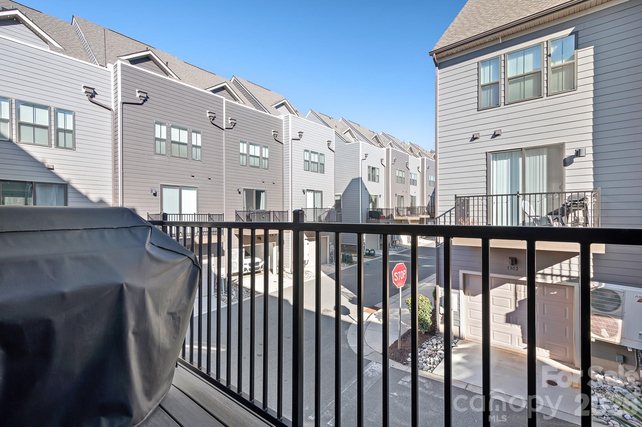 1226 Gleason Way — Charlotte