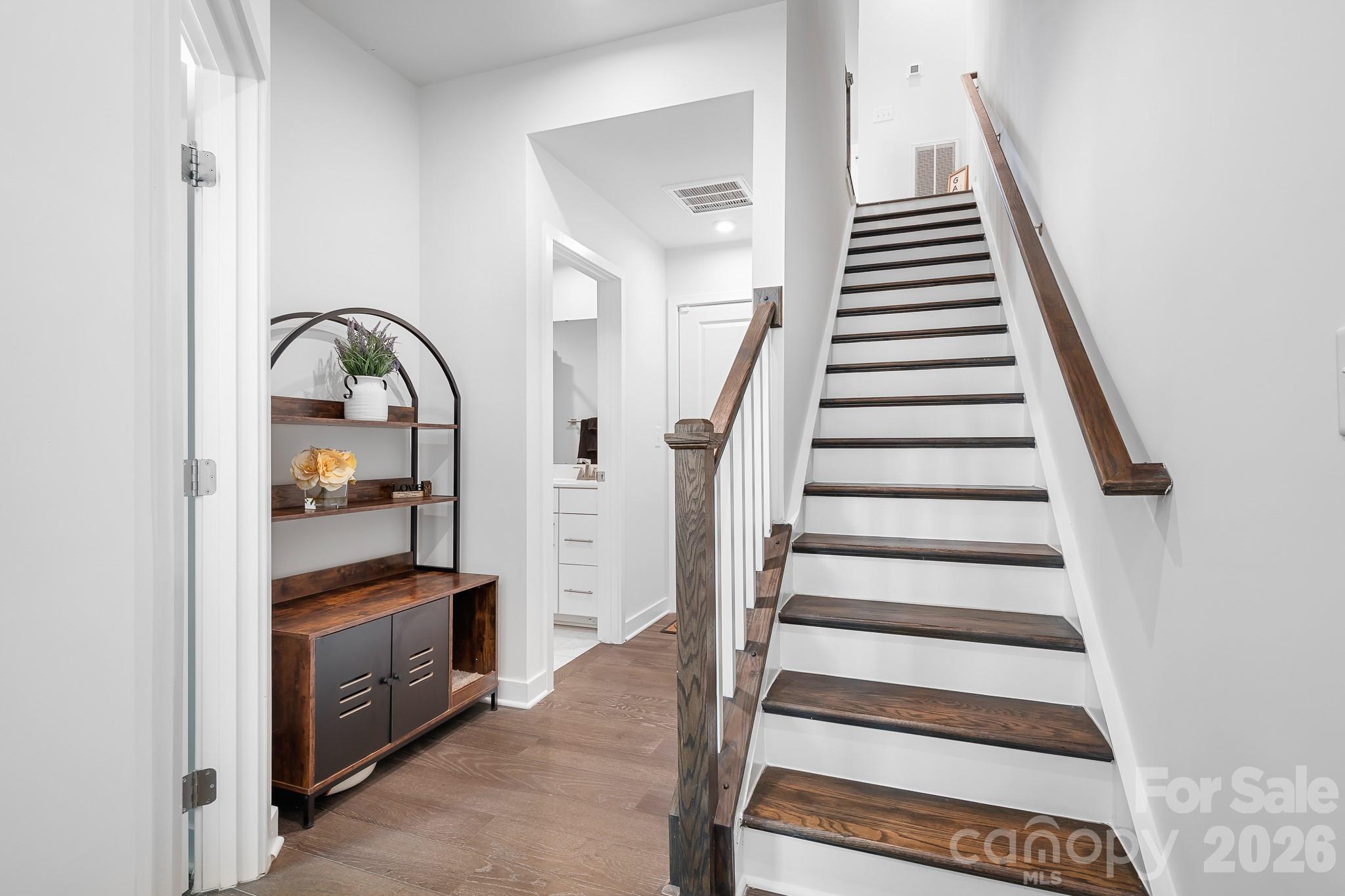 1226 Gleason Way — Charlotte