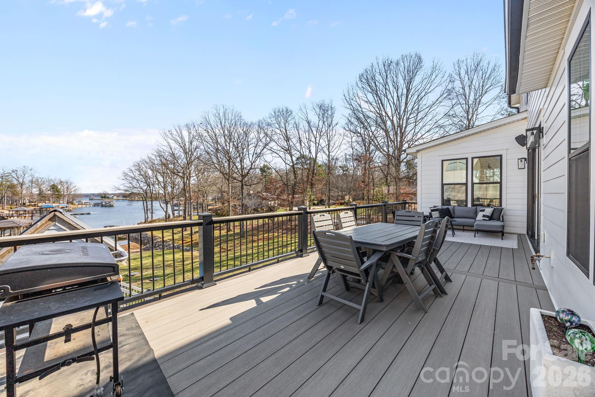 5020 Slanting Bridge Road — Sherrills Ford