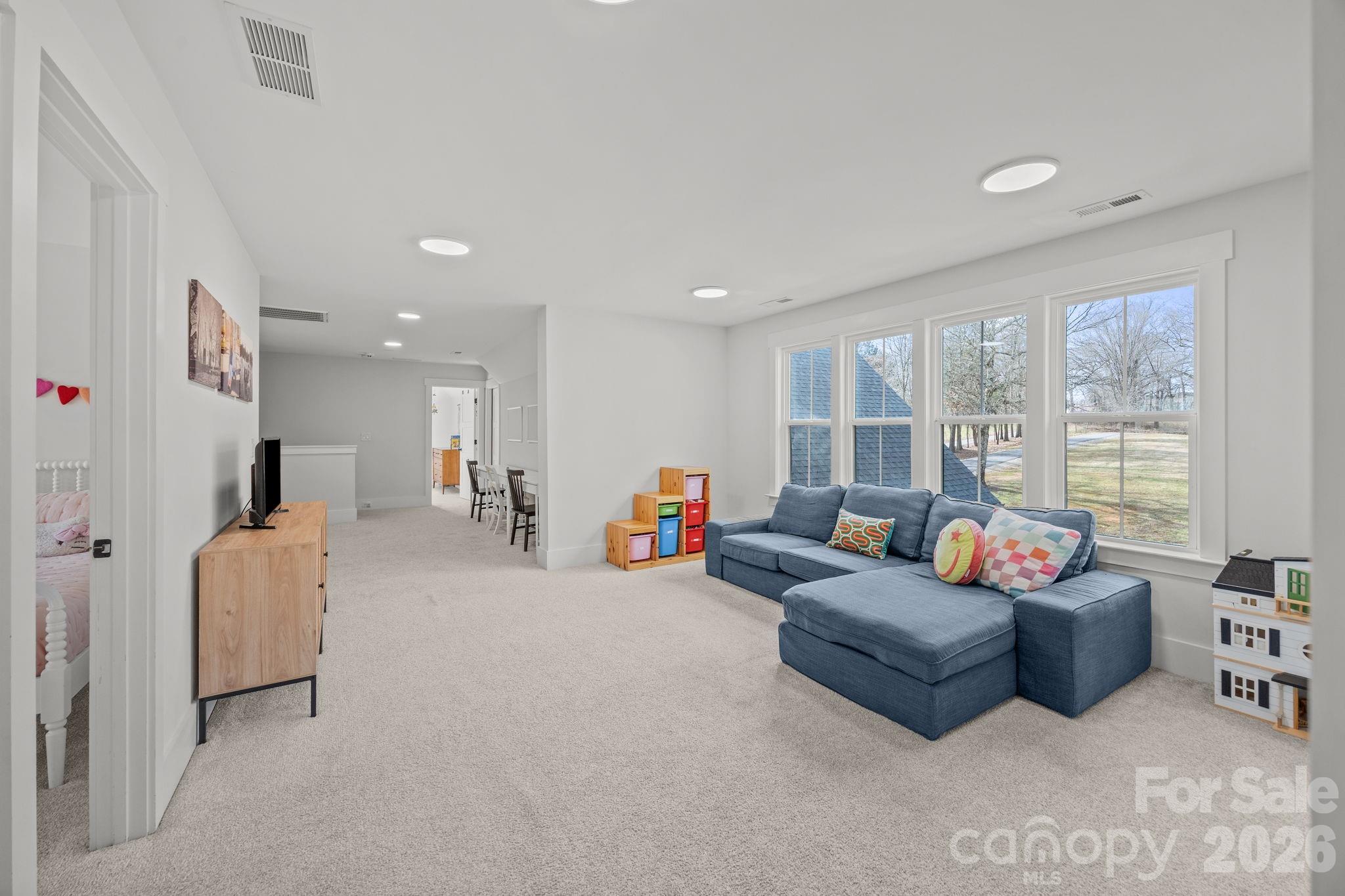 5020 Slanting Bridge Road — Sherrills Ford