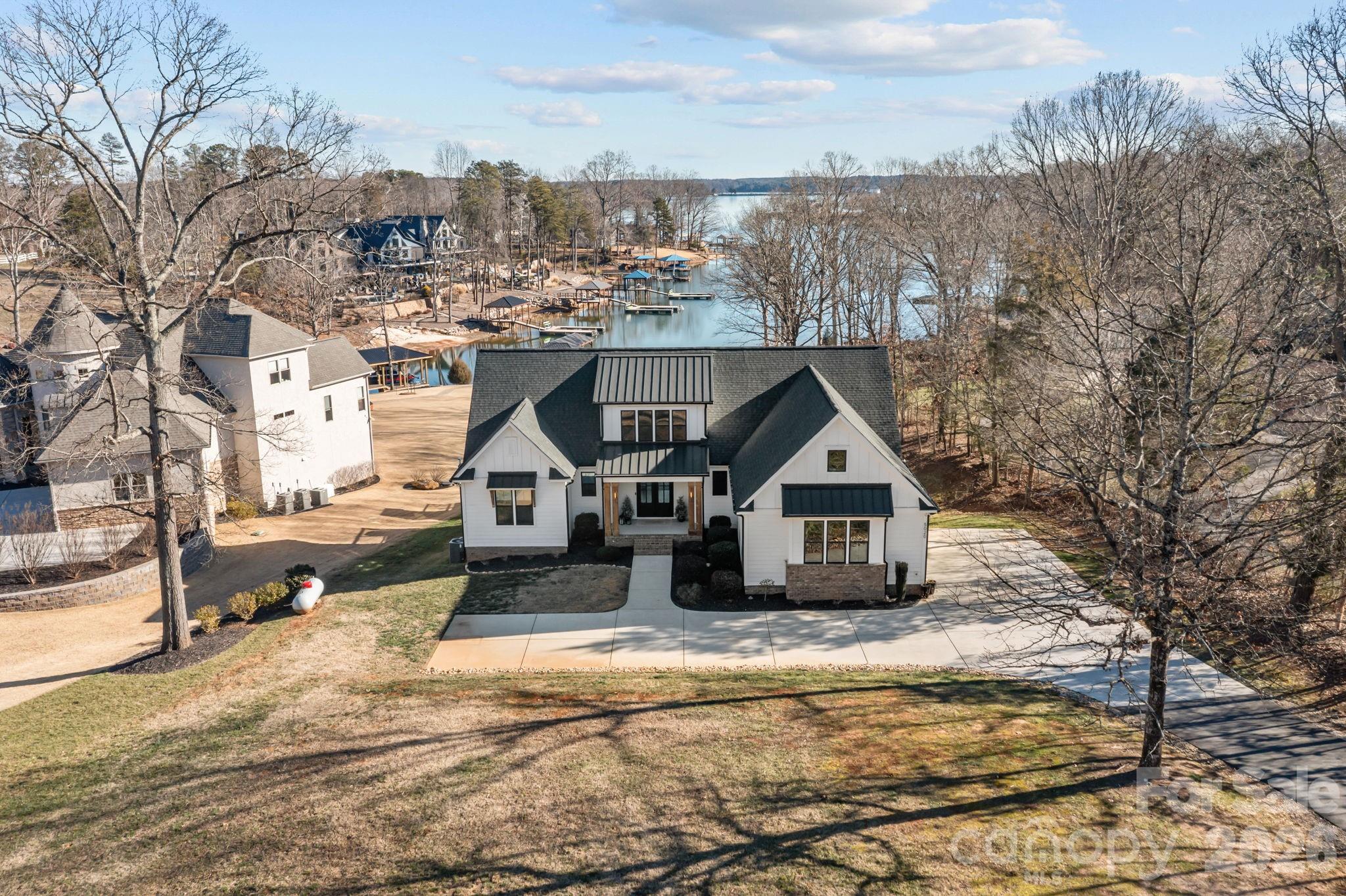 5020 Slanting Bridge Road — Sherrills Ford
