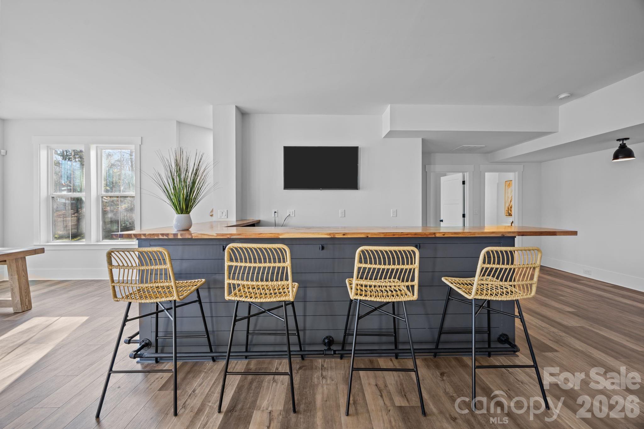 5020 Slanting Bridge Road — Sherrills Ford