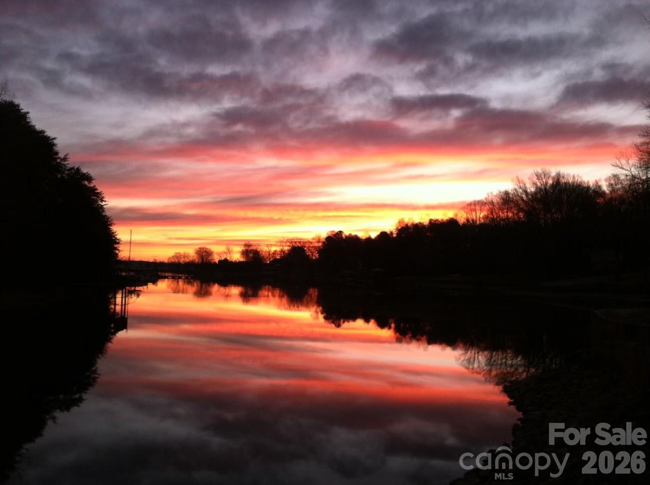 5020 Slanting Bridge Road — Sherrills Ford