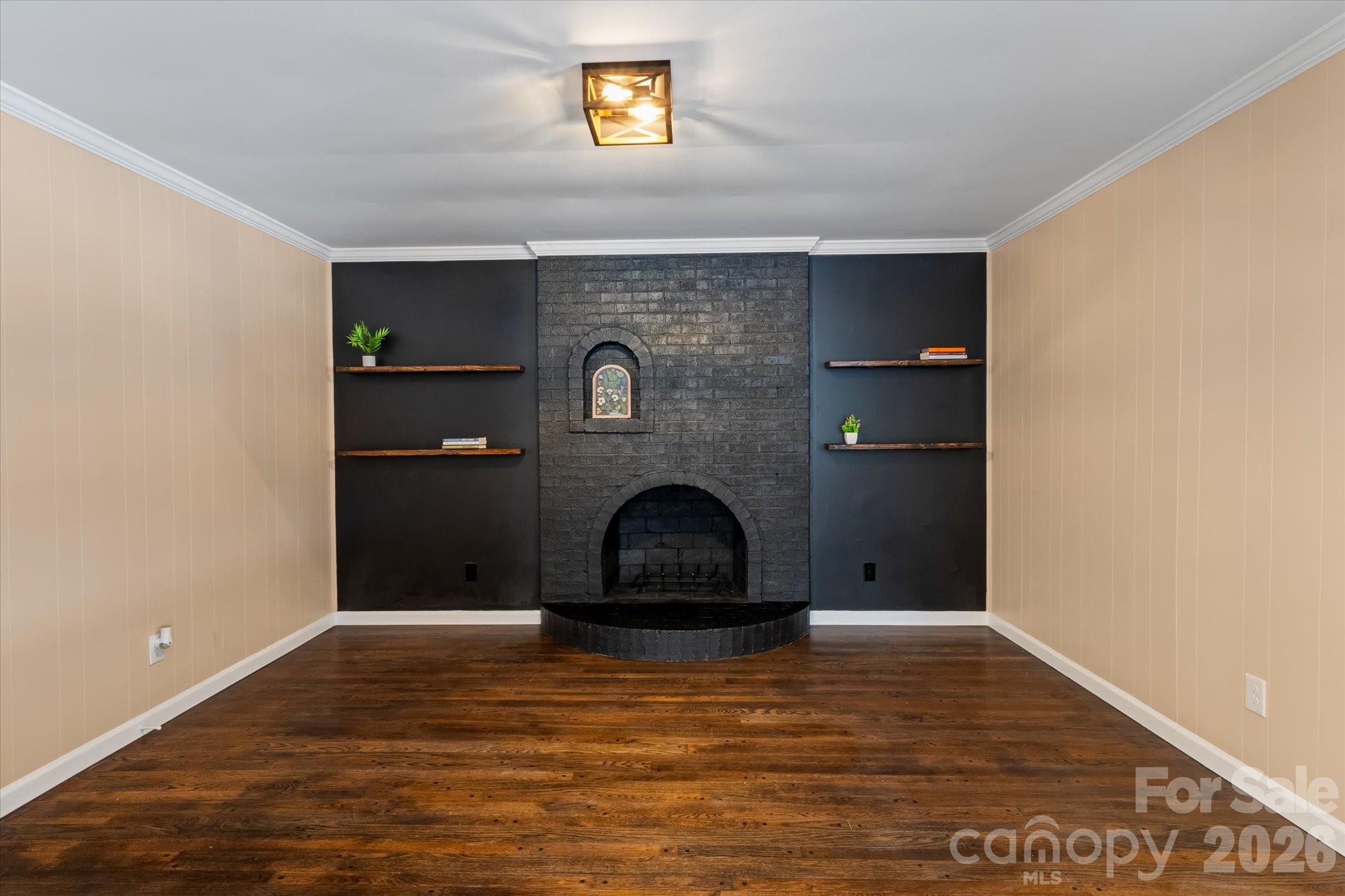 1090 Shalimar Drive — Winston Salem