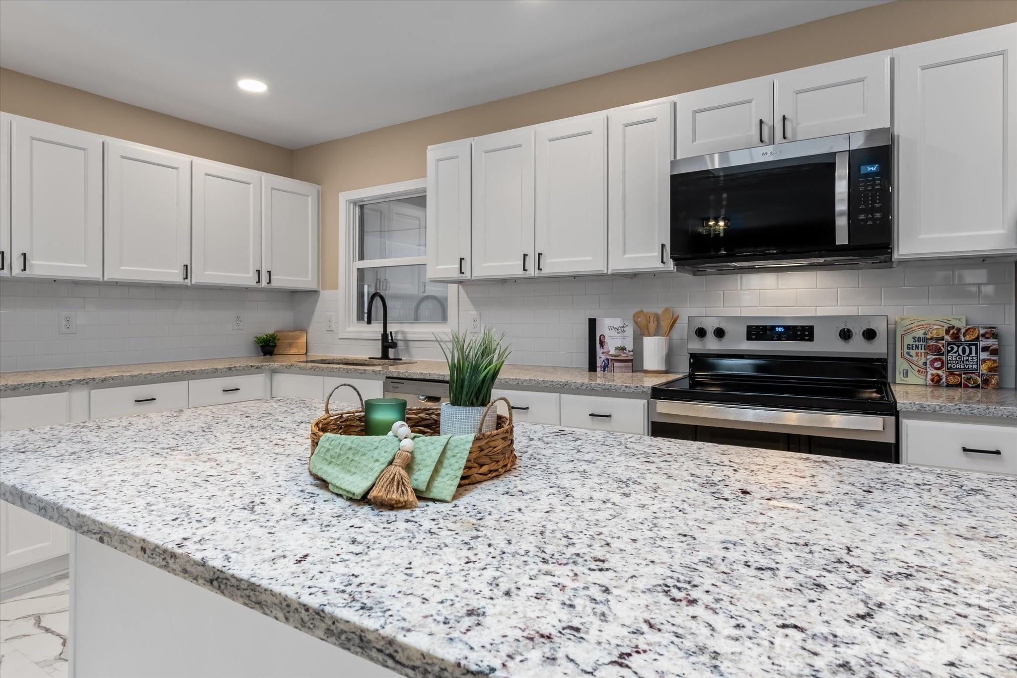 1090 Shalimar Drive — Winston Salem