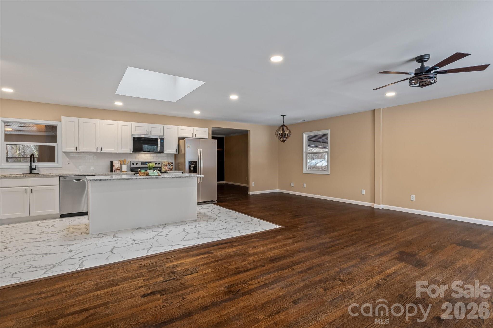 1090 Shalimar Drive — Winston Salem