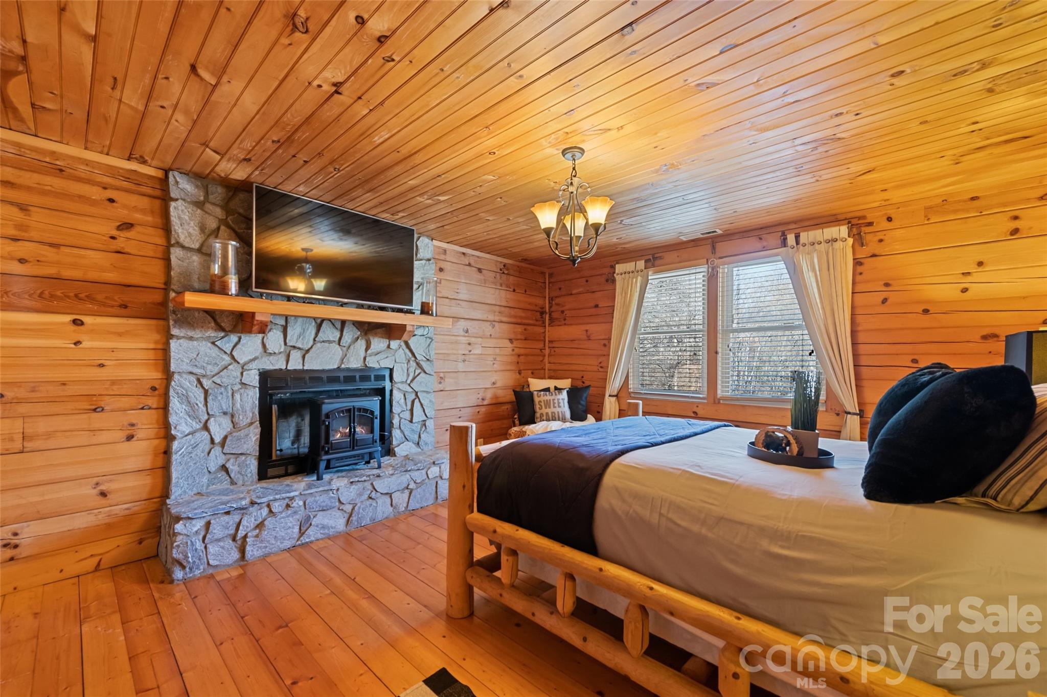 270 Admiration Court — Waynesville