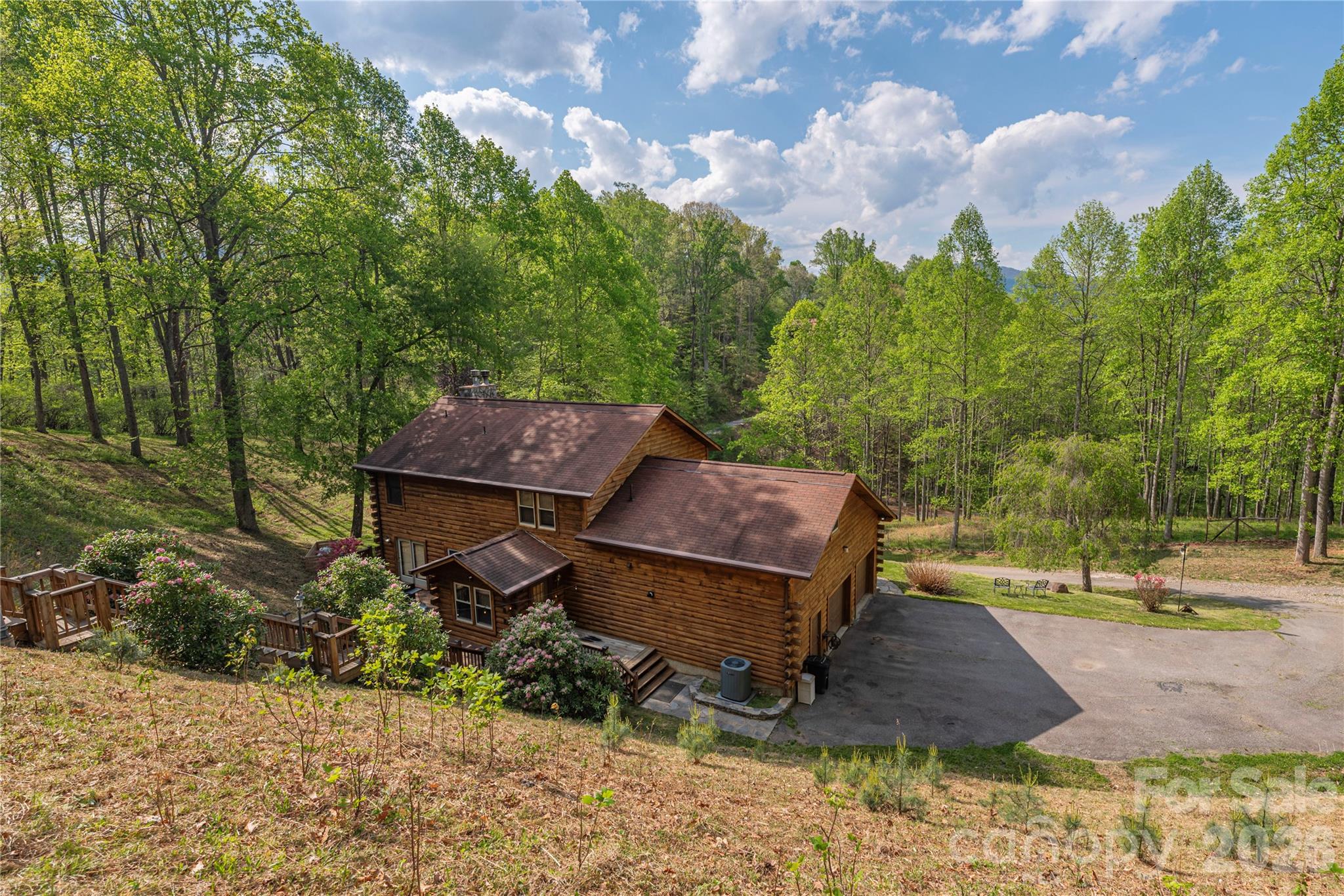 270 Admiration Court — Waynesville