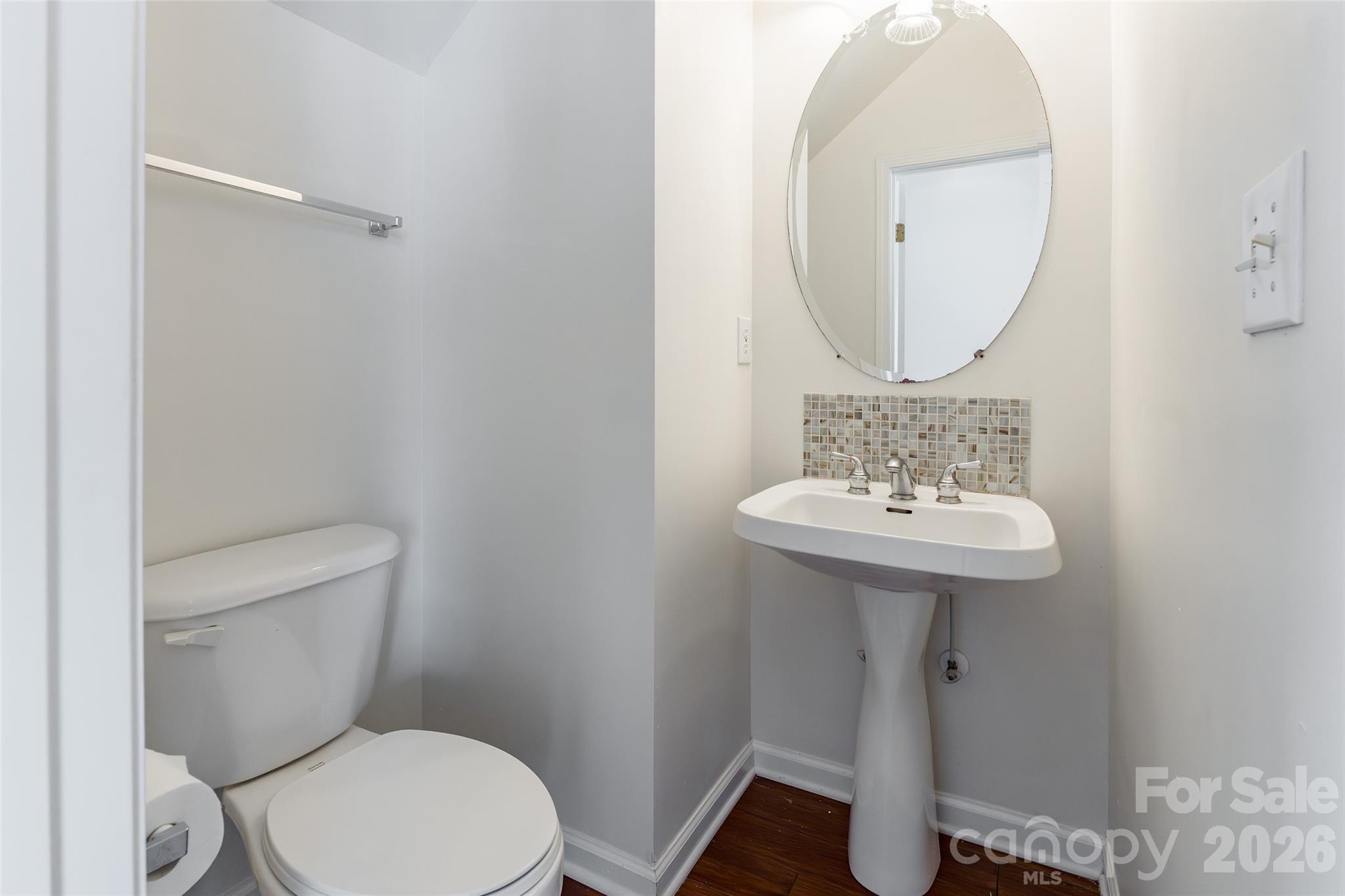 11938 Harmon Lane — Pineville