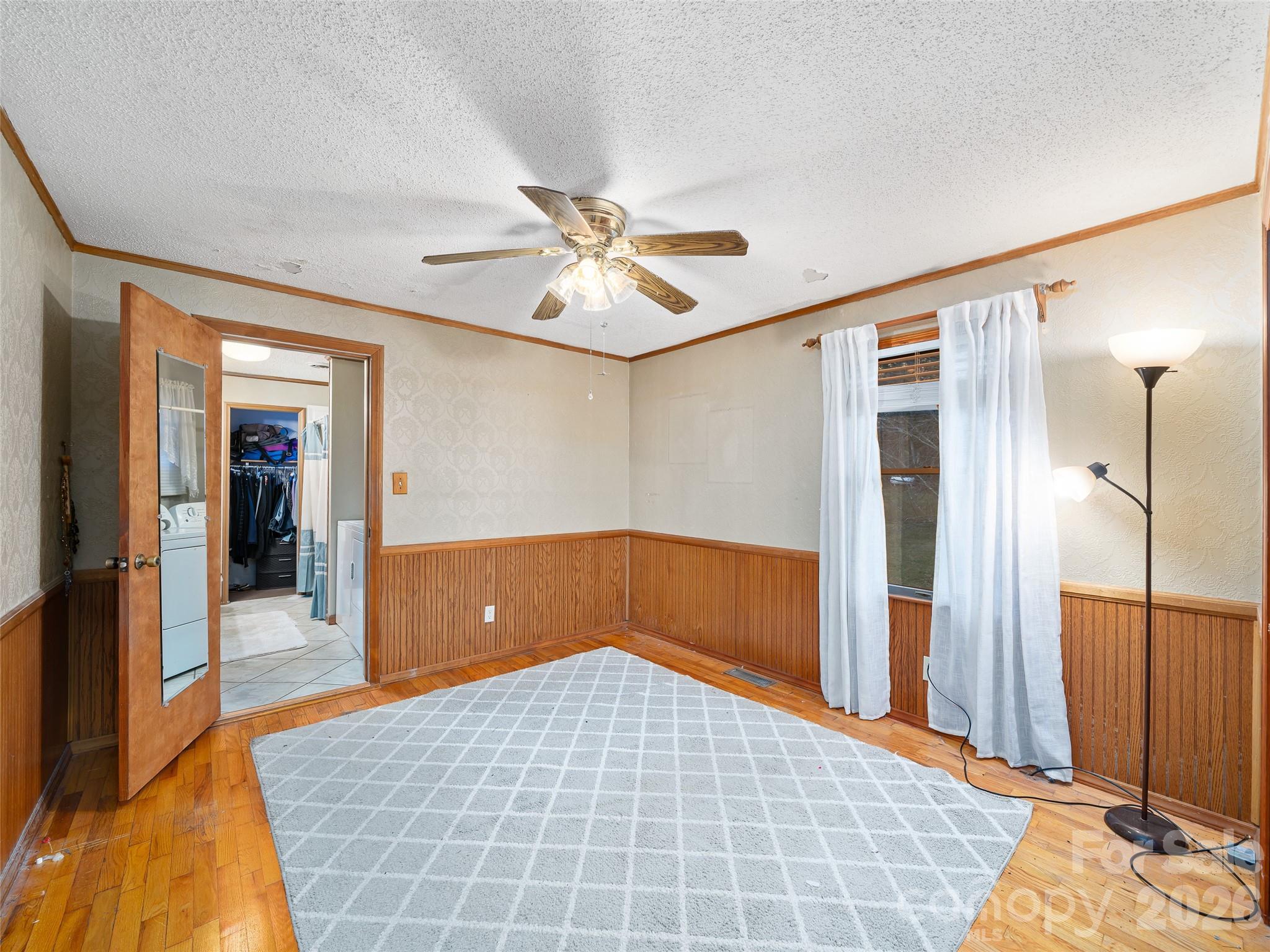 1280 Hamburg Road — Bakersville