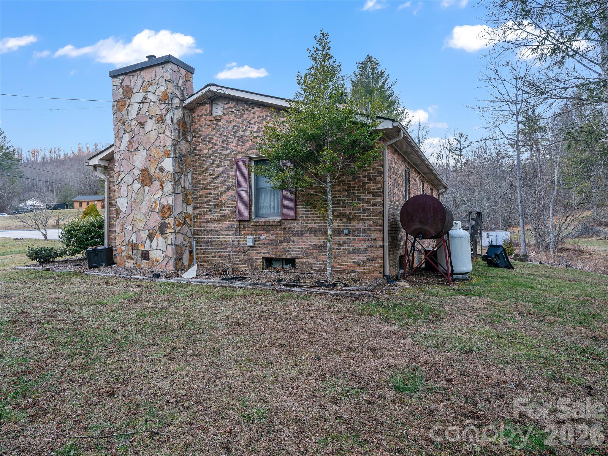1280 Hamburg Road — Bakersville