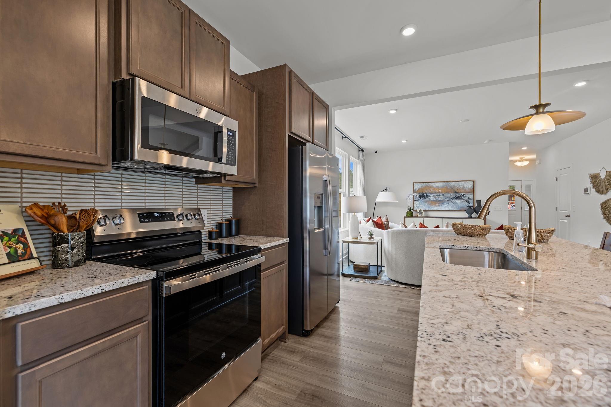 2226 Gladwyne Place — Charlotte