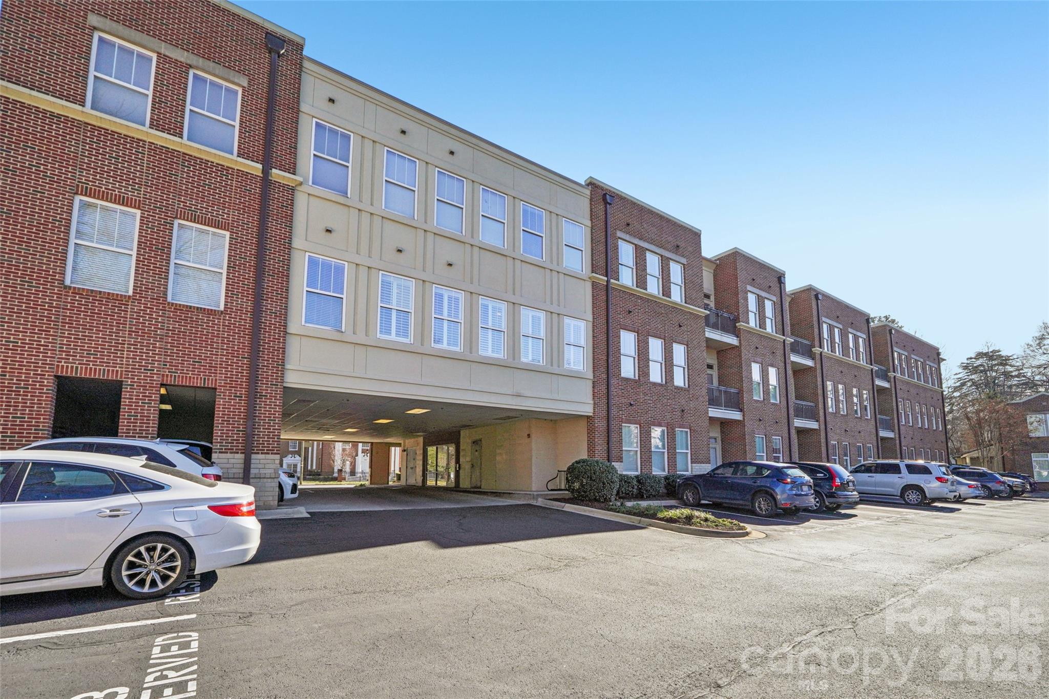 2952 Selwyn Avenue #203 — Charlotte