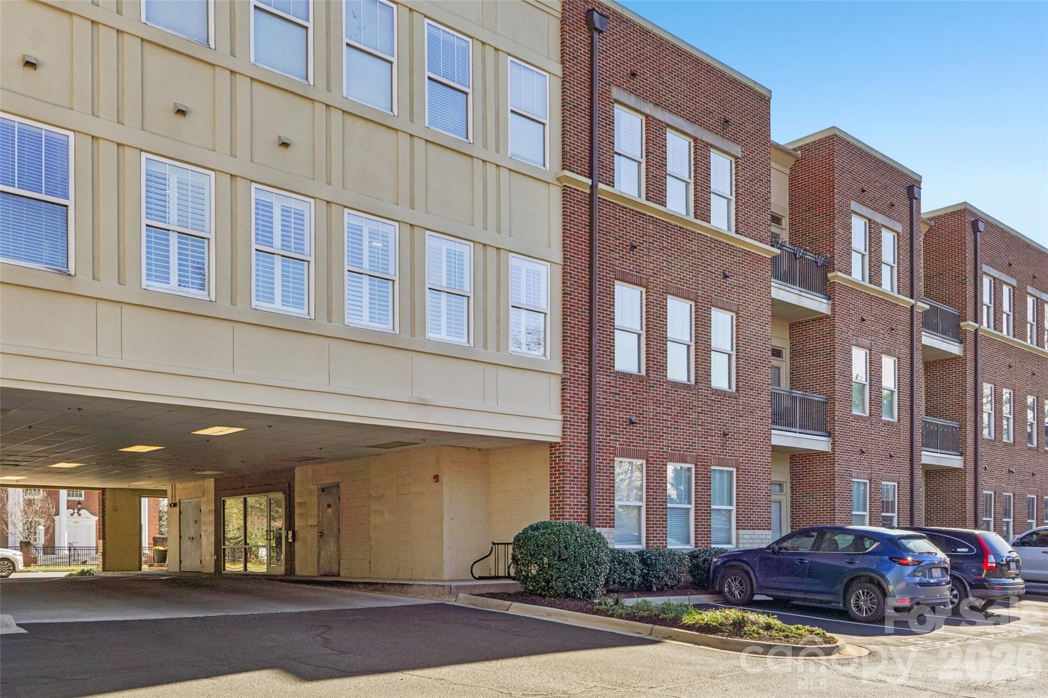 2952 Selwyn Avenue #203 — Charlotte