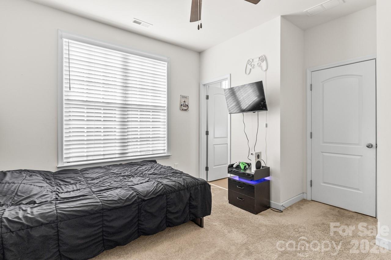135 Holly Ridge Drive — Mooresville