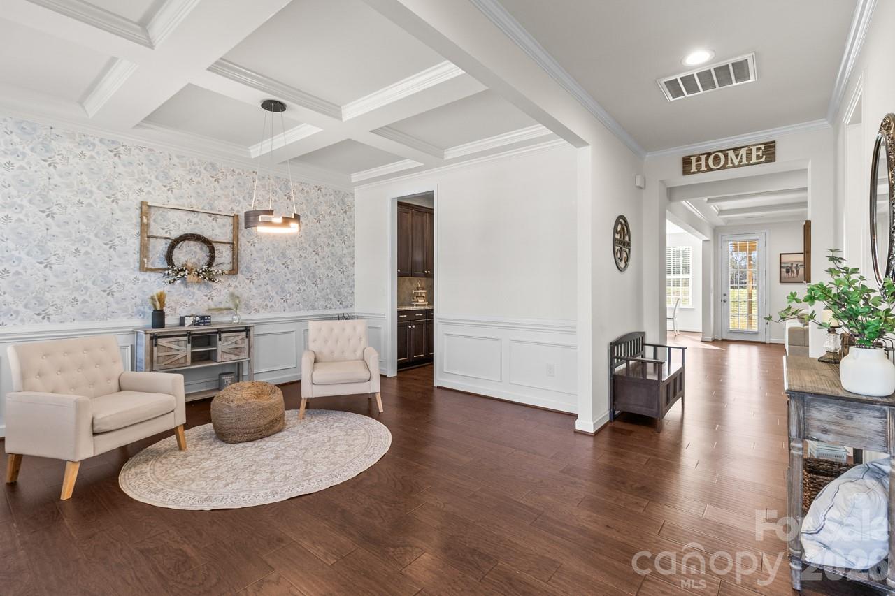 135 Holly Ridge Drive — Mooresville