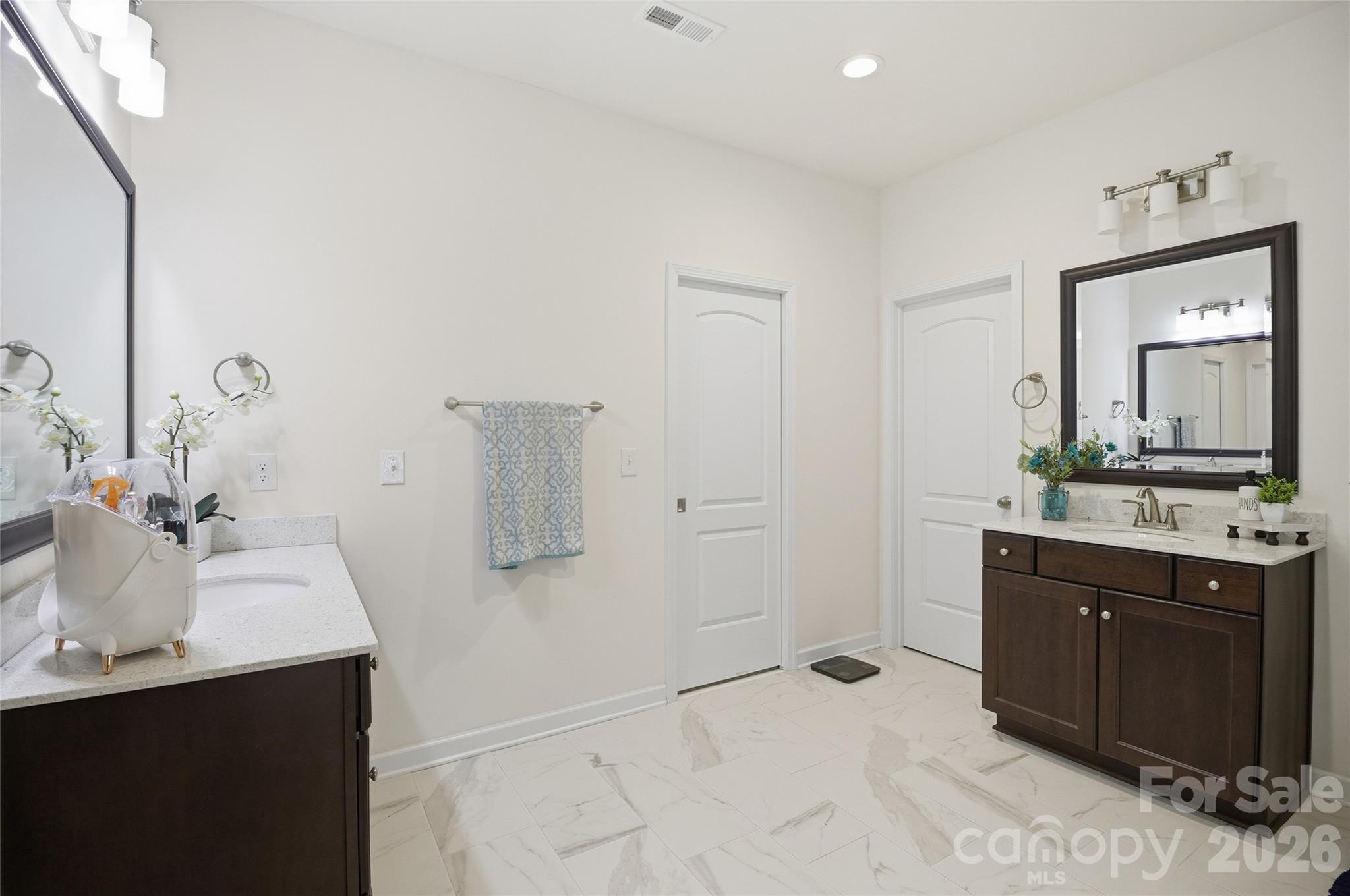 135 Holly Ridge Drive — Mooresville