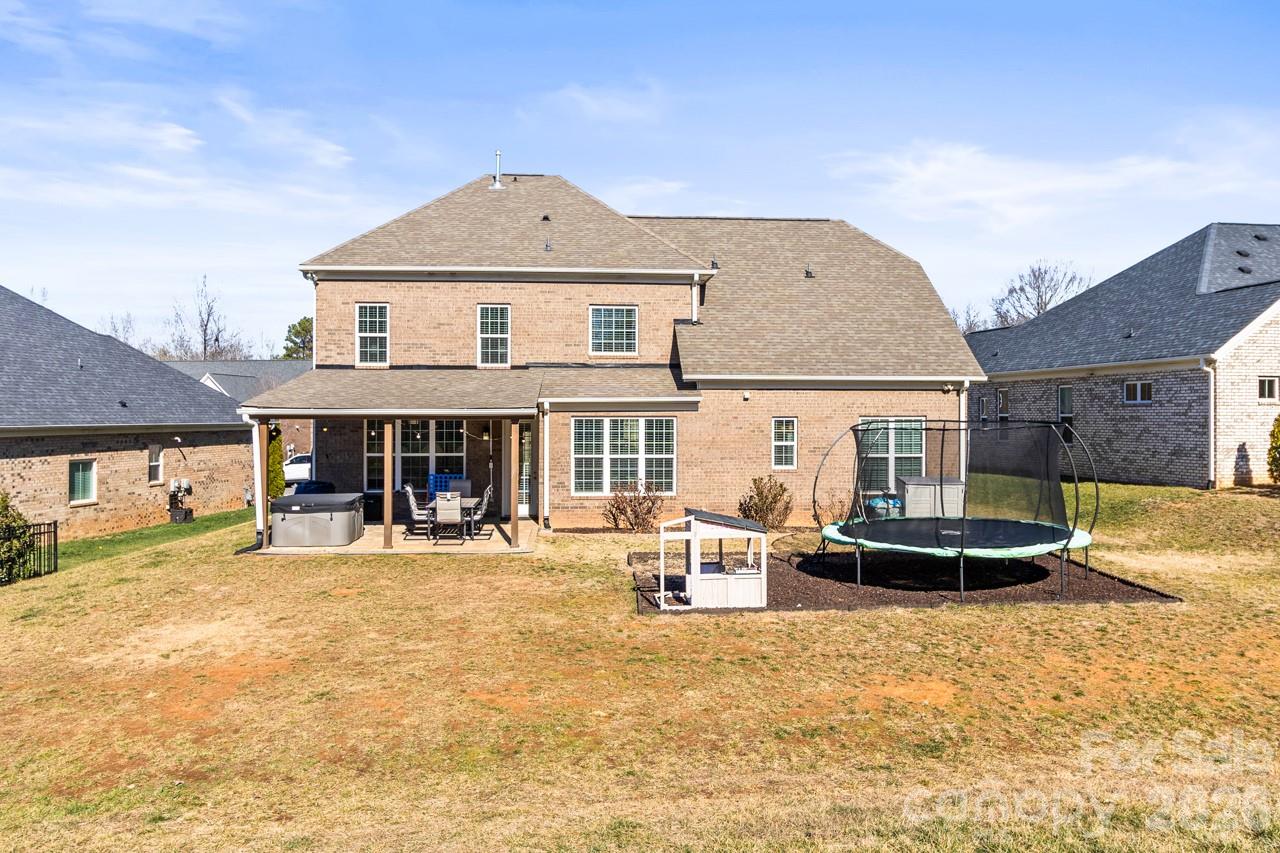 135 Holly Ridge Drive — Mooresville